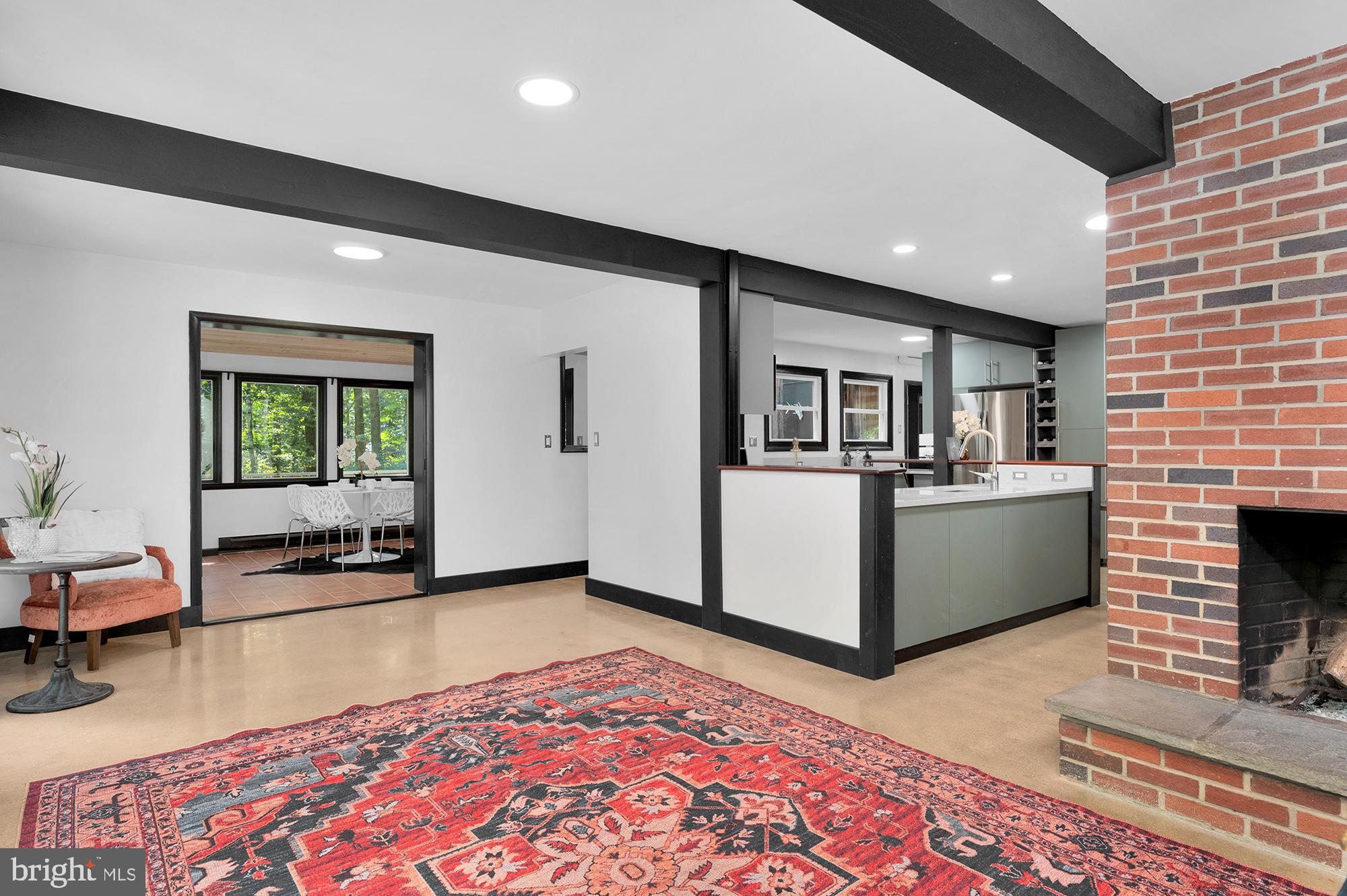 MANOR VIEW - Residential