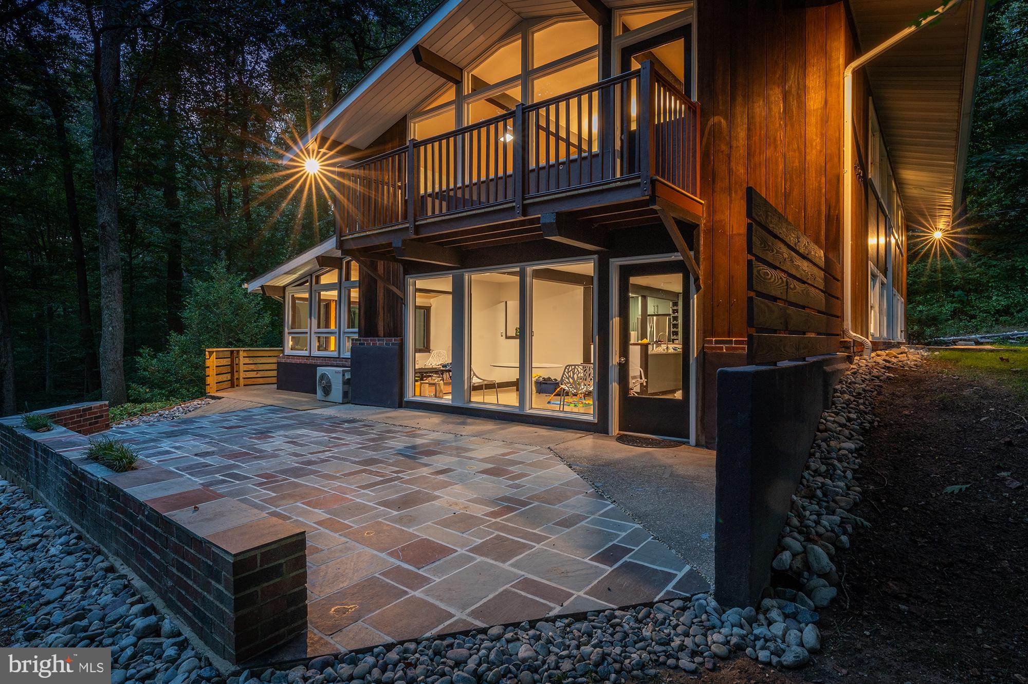 MANOR VIEW - Residential