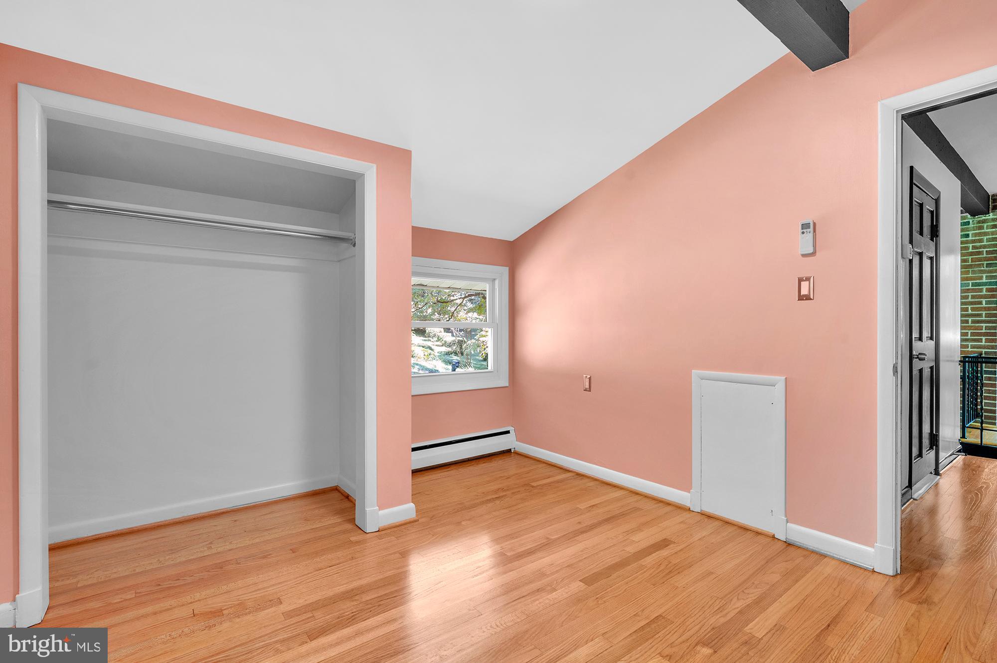 MANOR VIEW - Residential