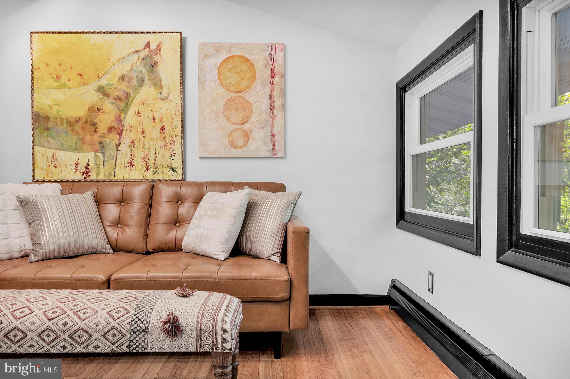 MANOR VIEW - Residential