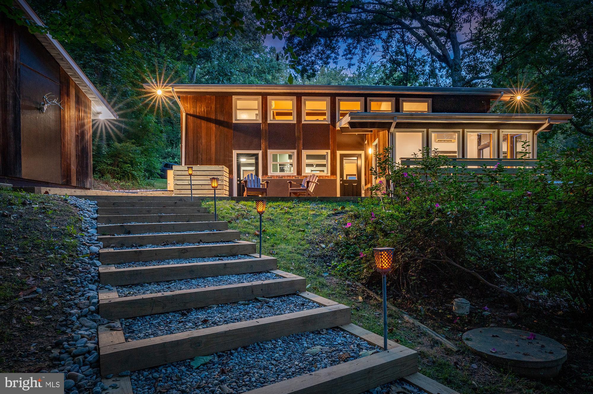 MANOR VIEW - Residential