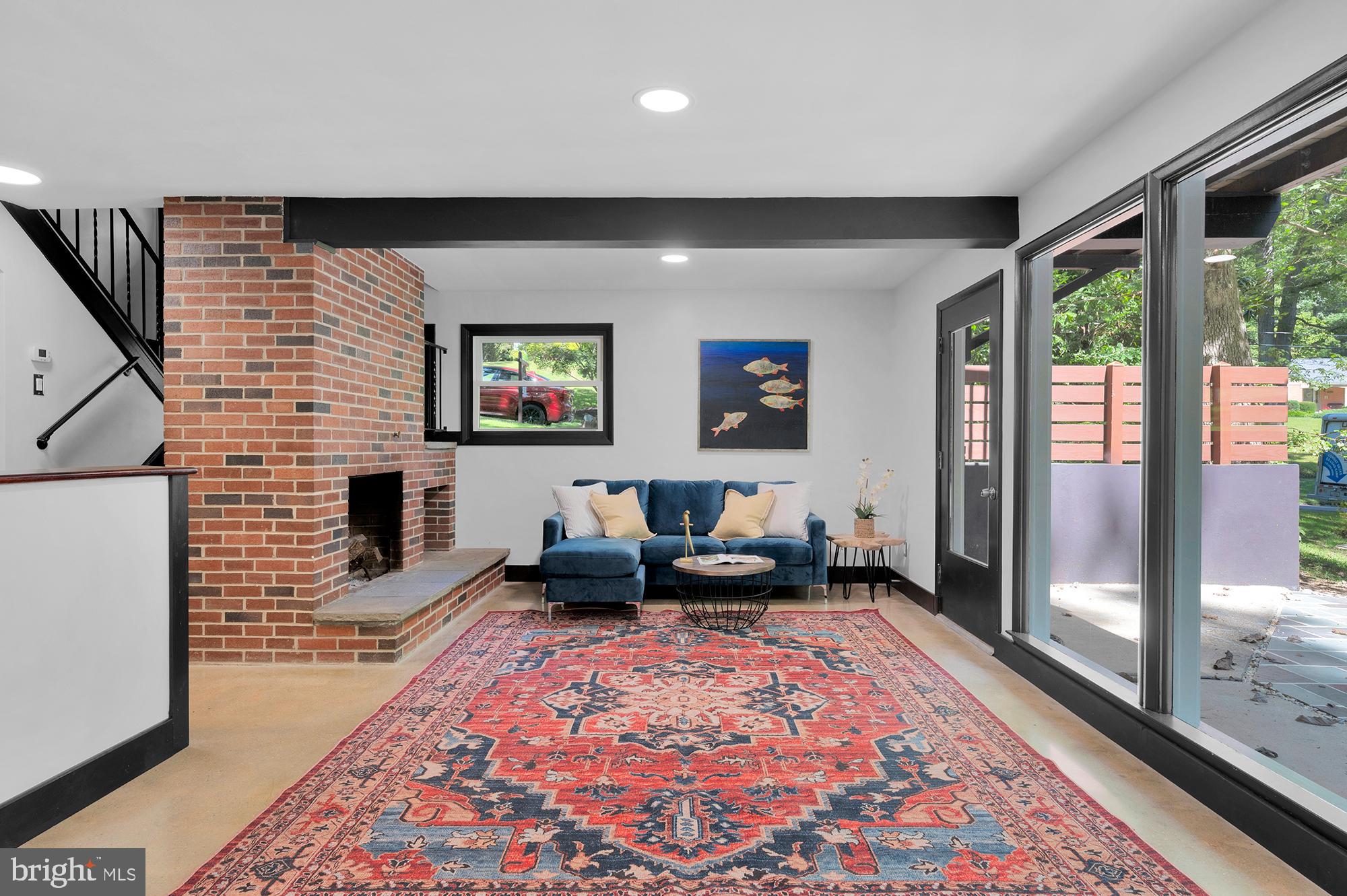 MANOR VIEW - Residential