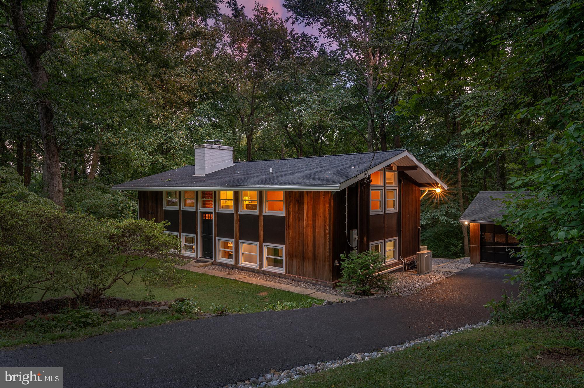 MANOR VIEW - Residential