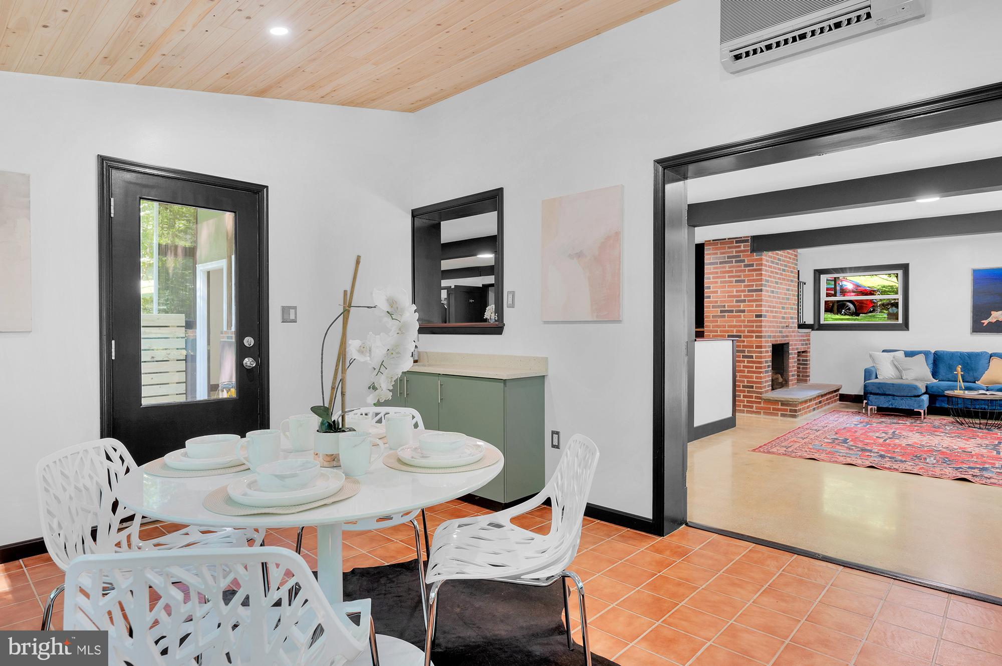 MANOR VIEW - Residential