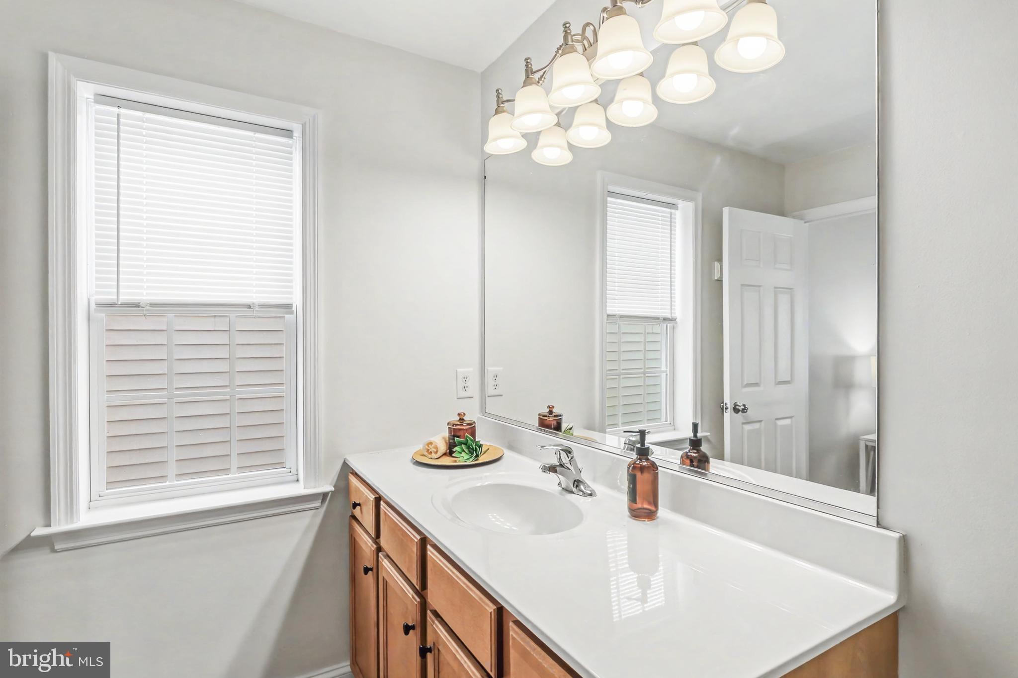 FLORIN HILL - Residential