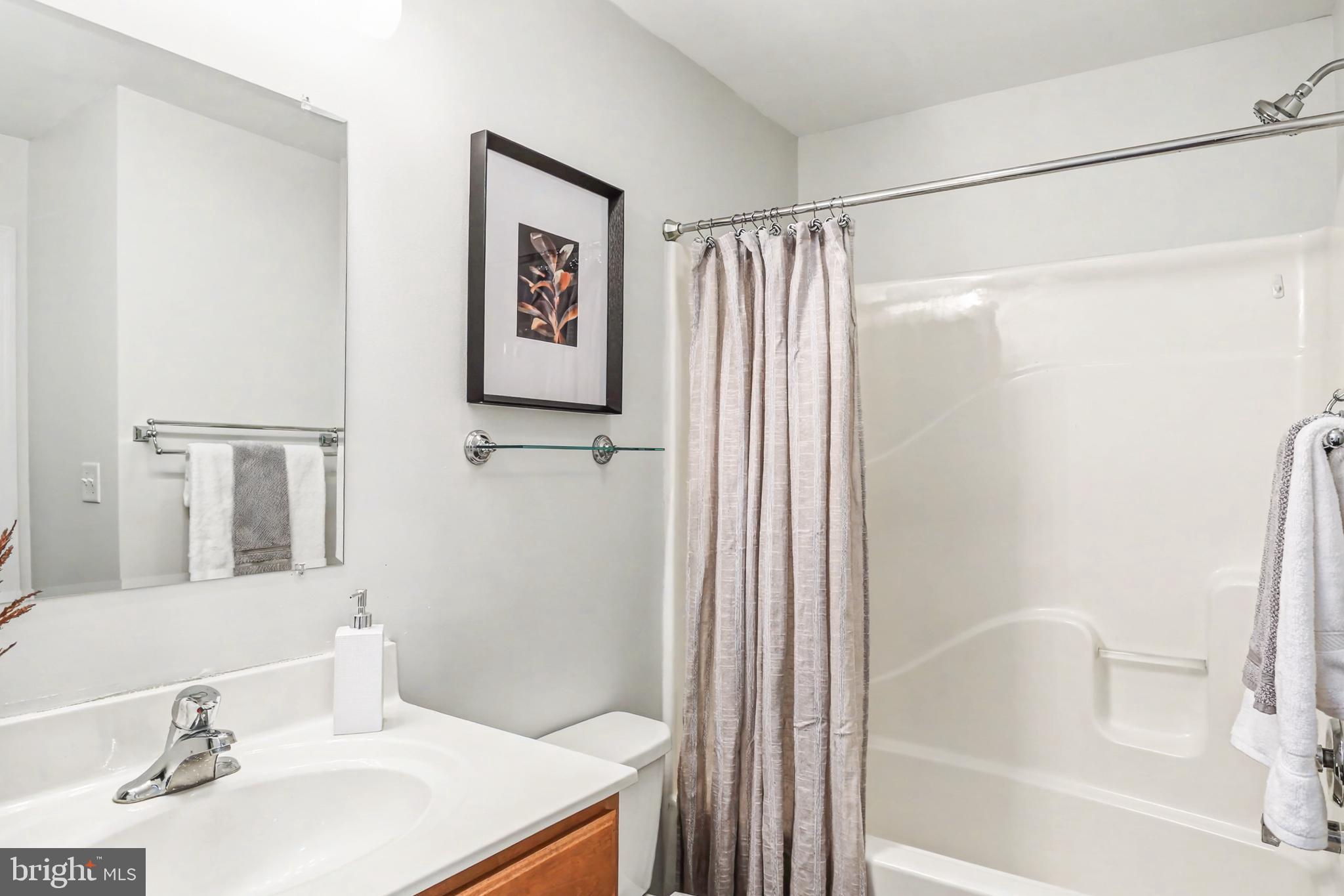 FLORIN HILL - Residential