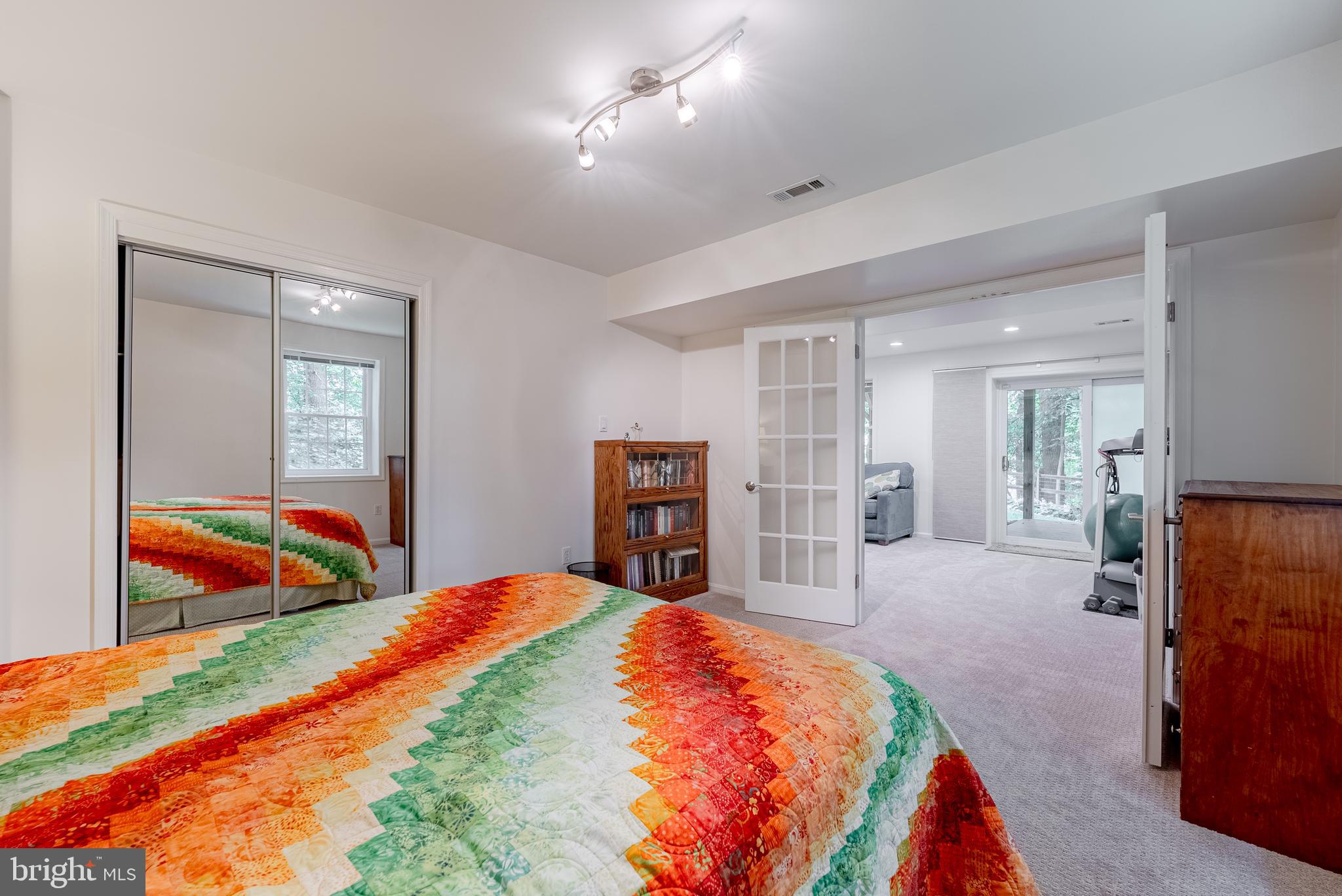 HICKORY RIDGE - Residential