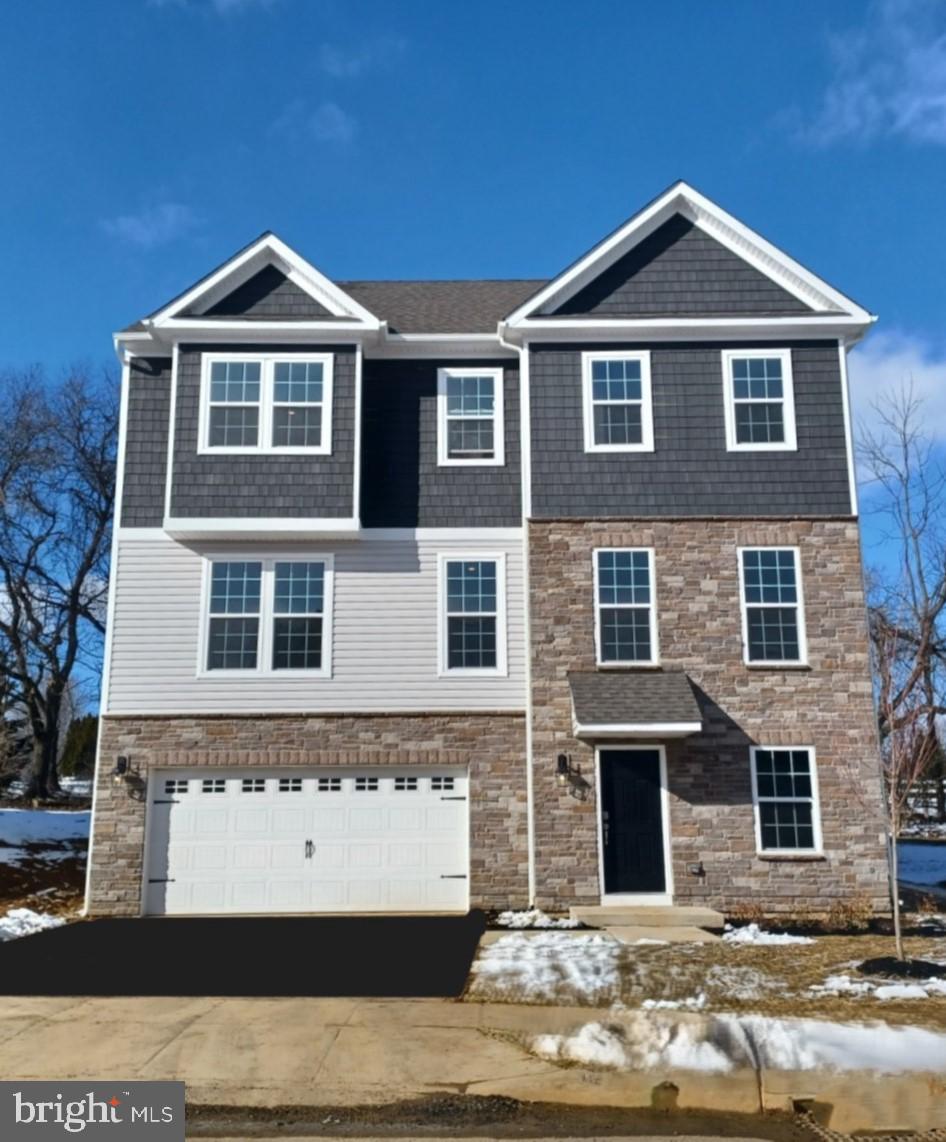 126 WINDING ROAD