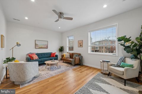 2555 CARPENTER STREET E PHILADELPHIA PA 19146