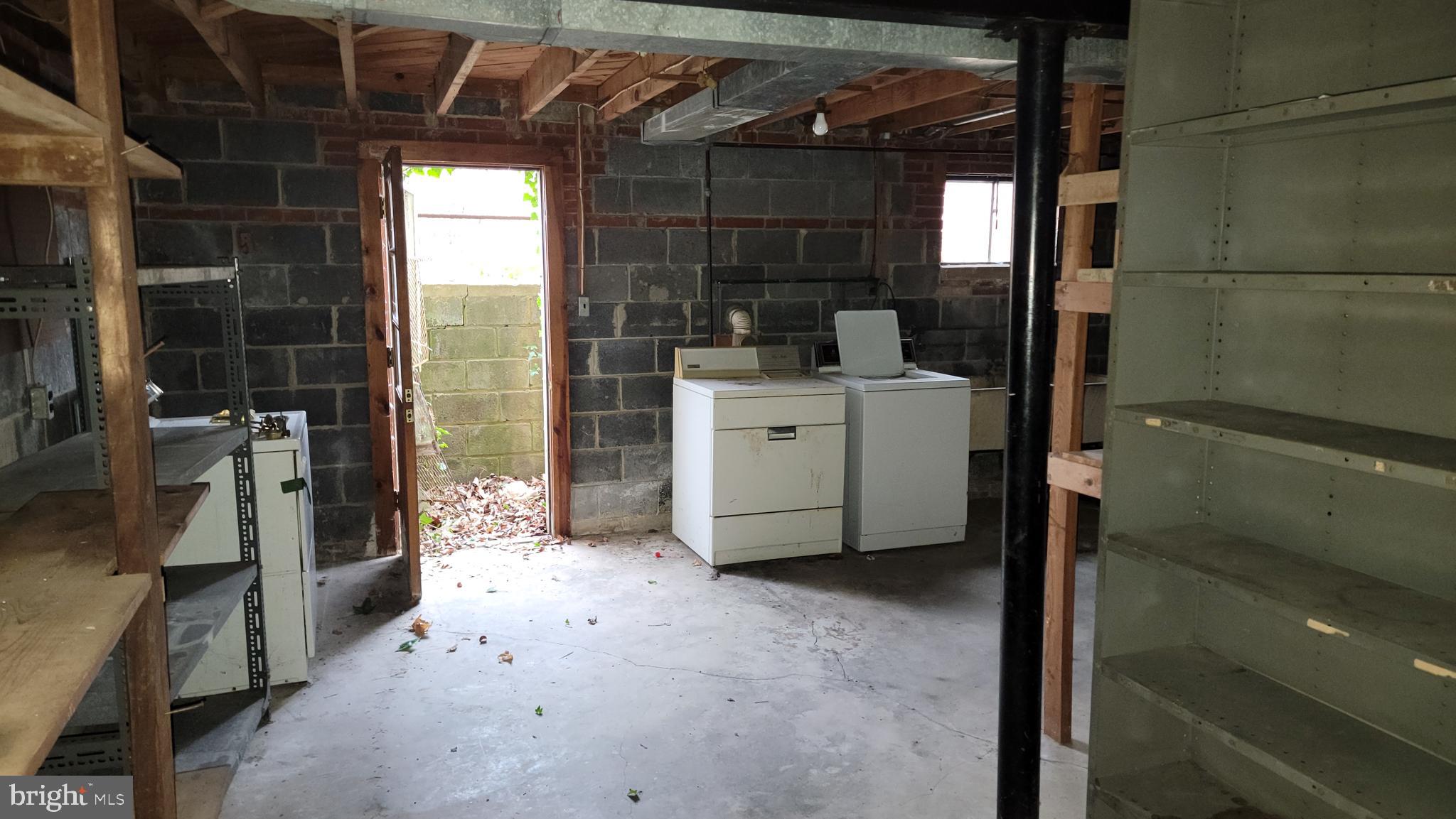 FAIRCHESTER - Residential