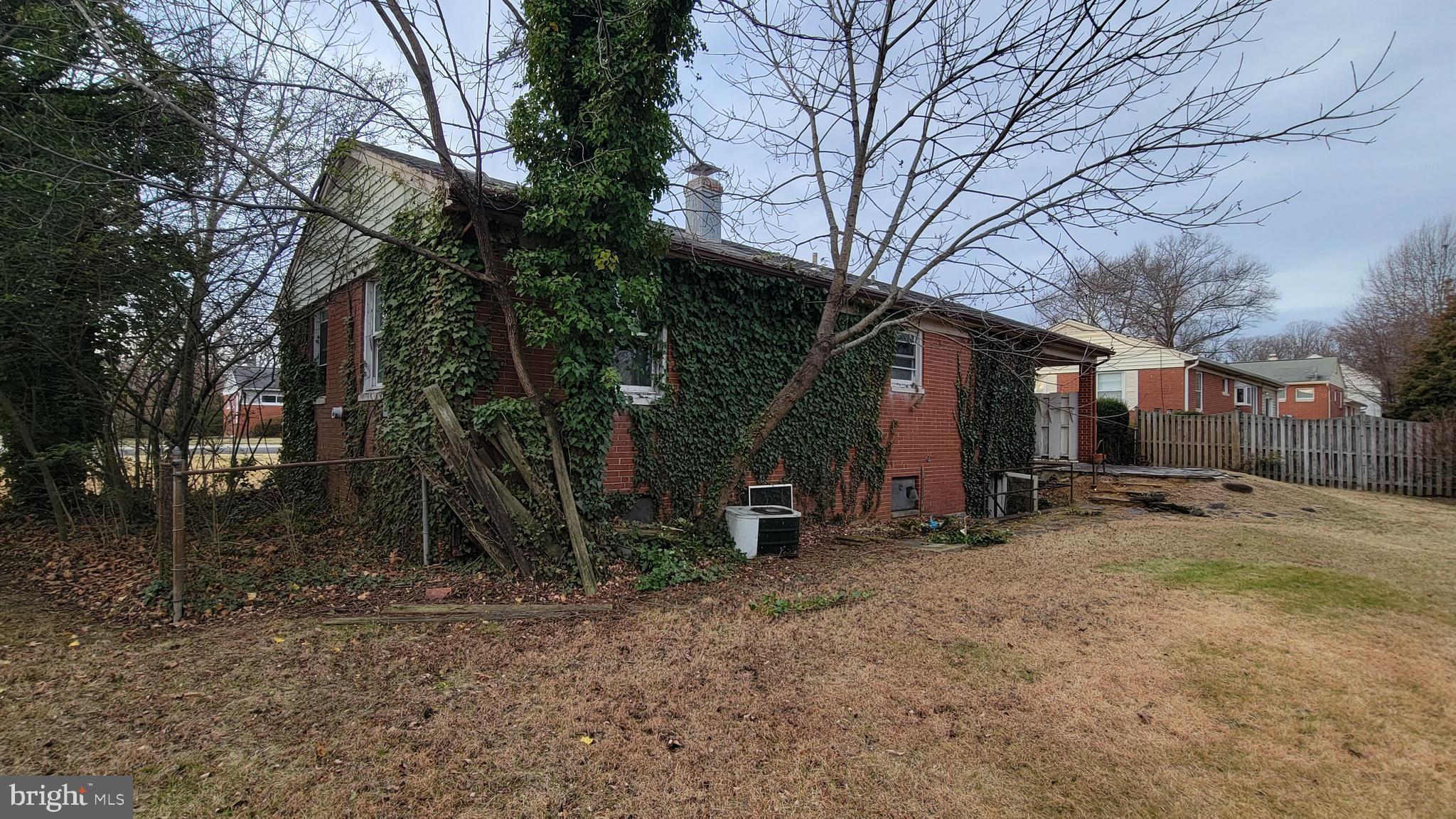 FAIRCHESTER - Residential