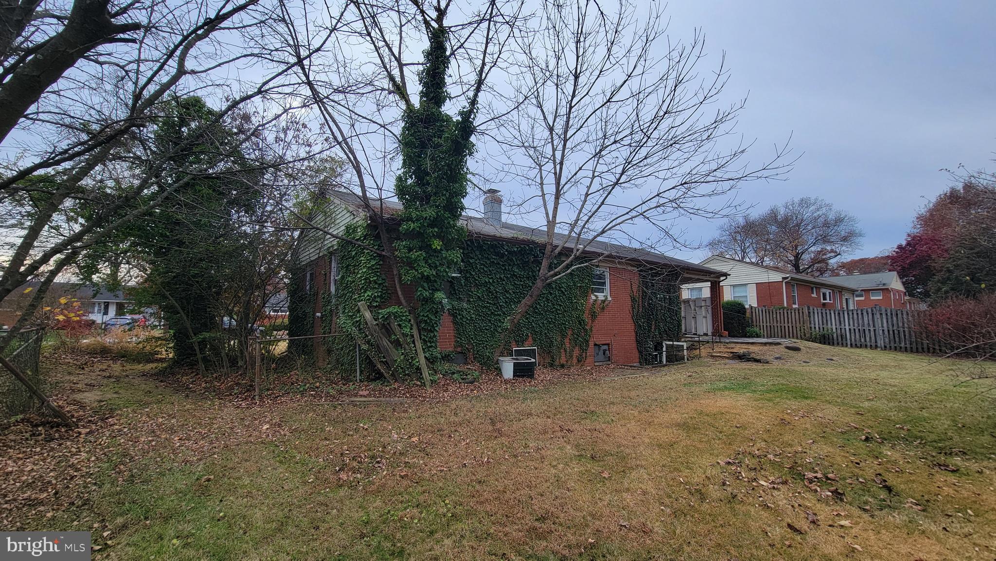 FAIRCHESTER - Residential