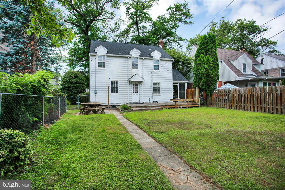 MONTROSE PARK - Residential