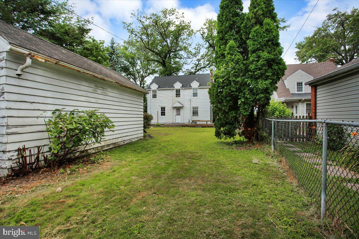 MONTROSE PARK - Residential