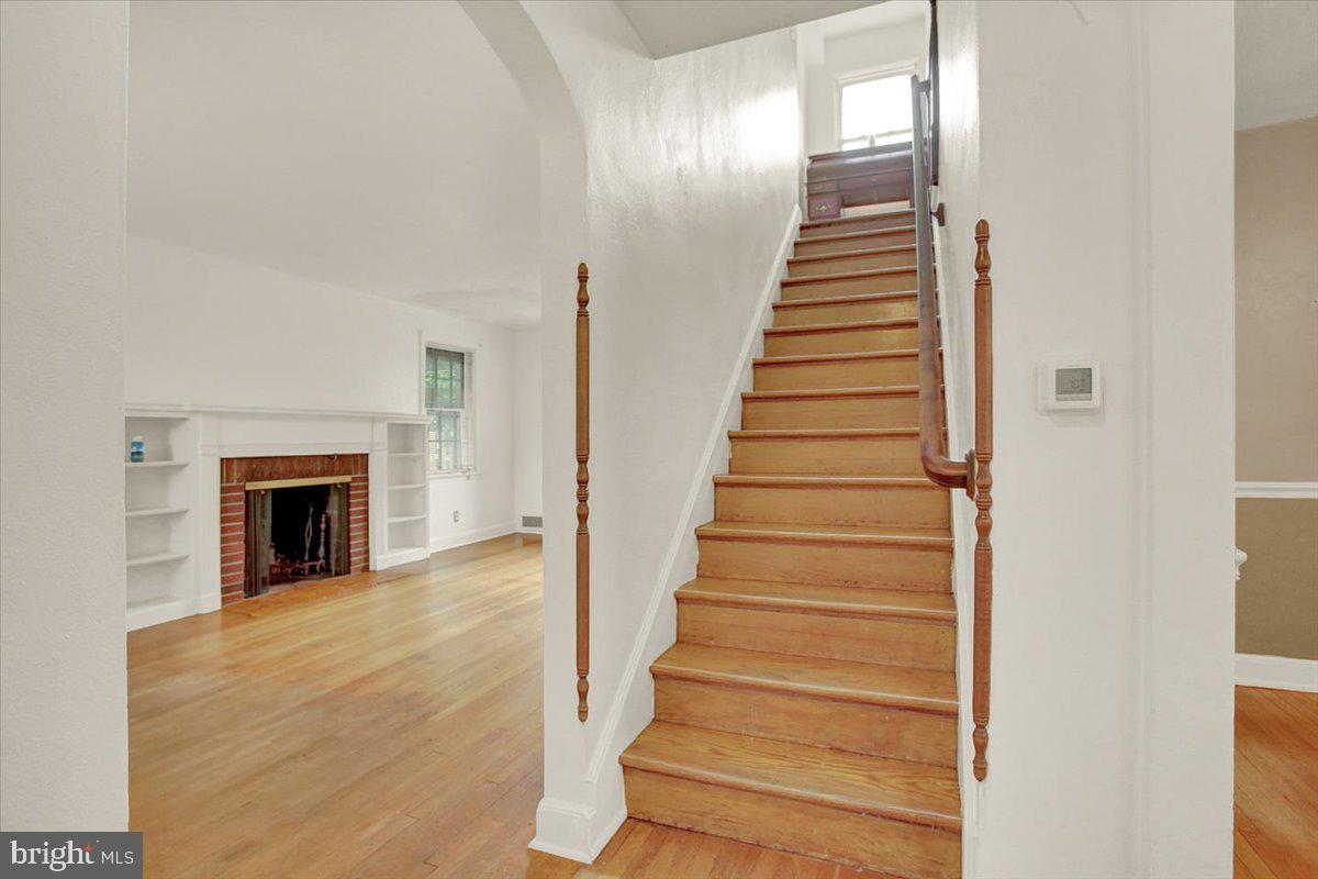 MONTROSE PARK - Residential