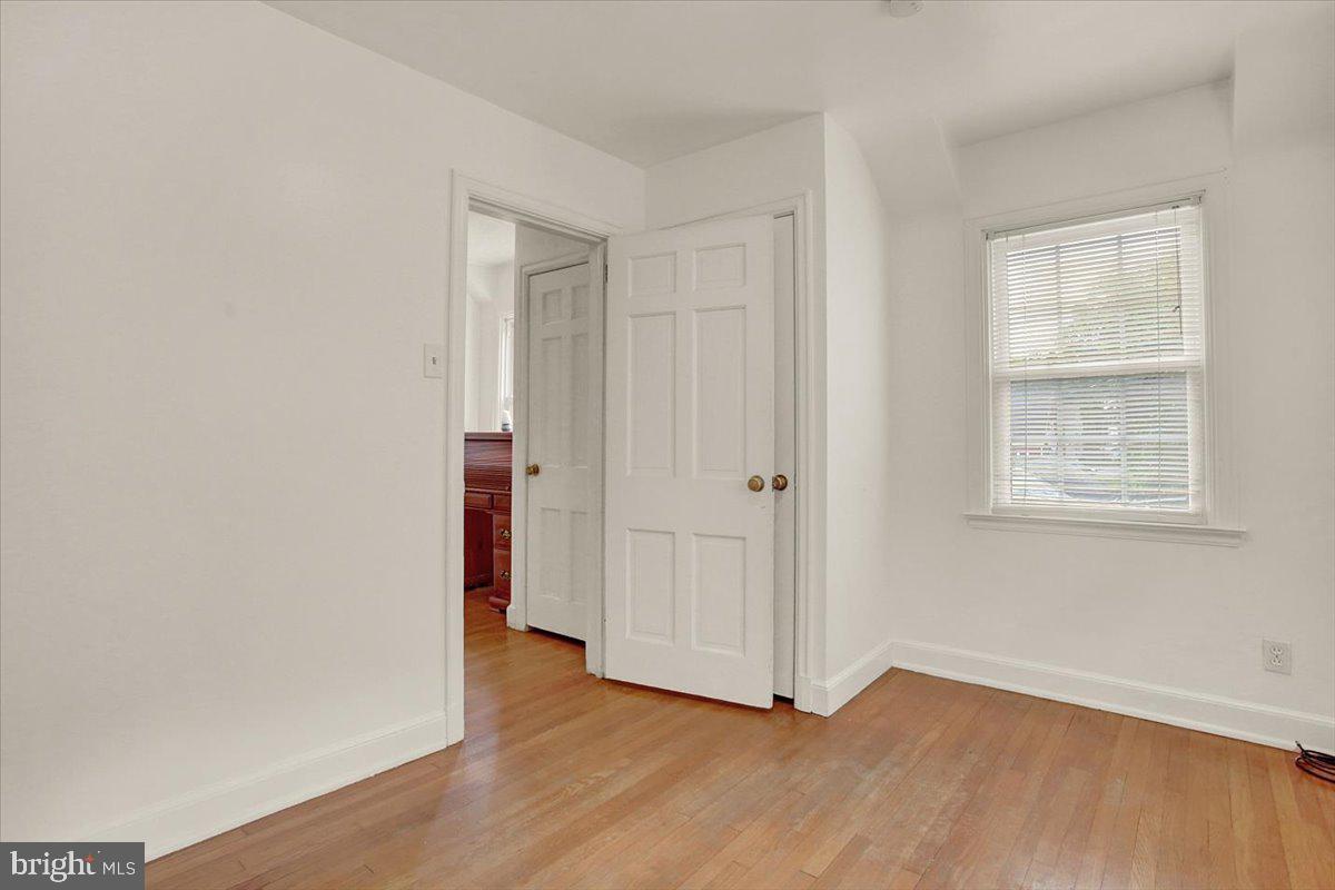 MONTROSE PARK - Residential