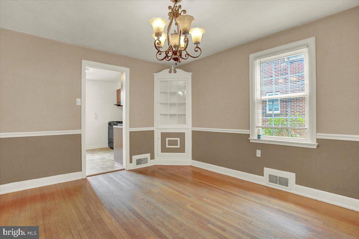 MONTROSE PARK - Residential