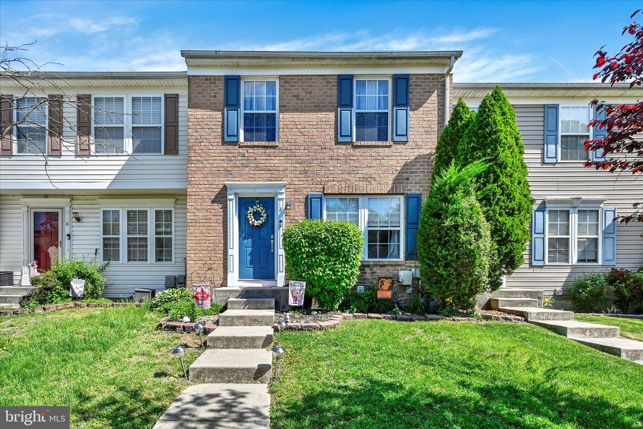 SENECA POINTE - Residential