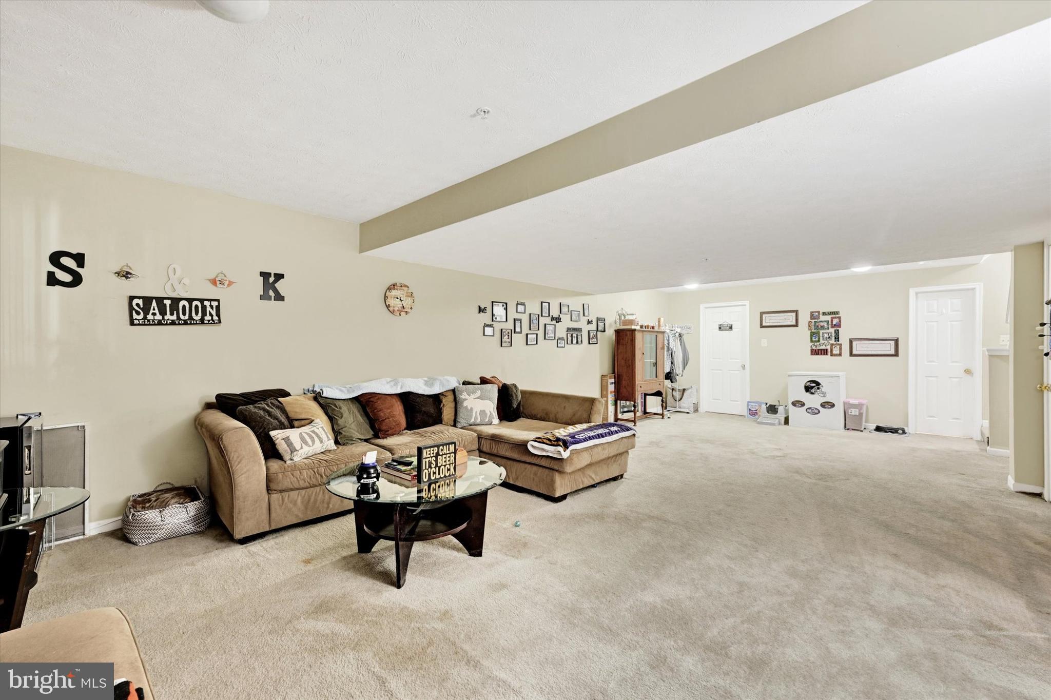 SENECA POINTE - Residential