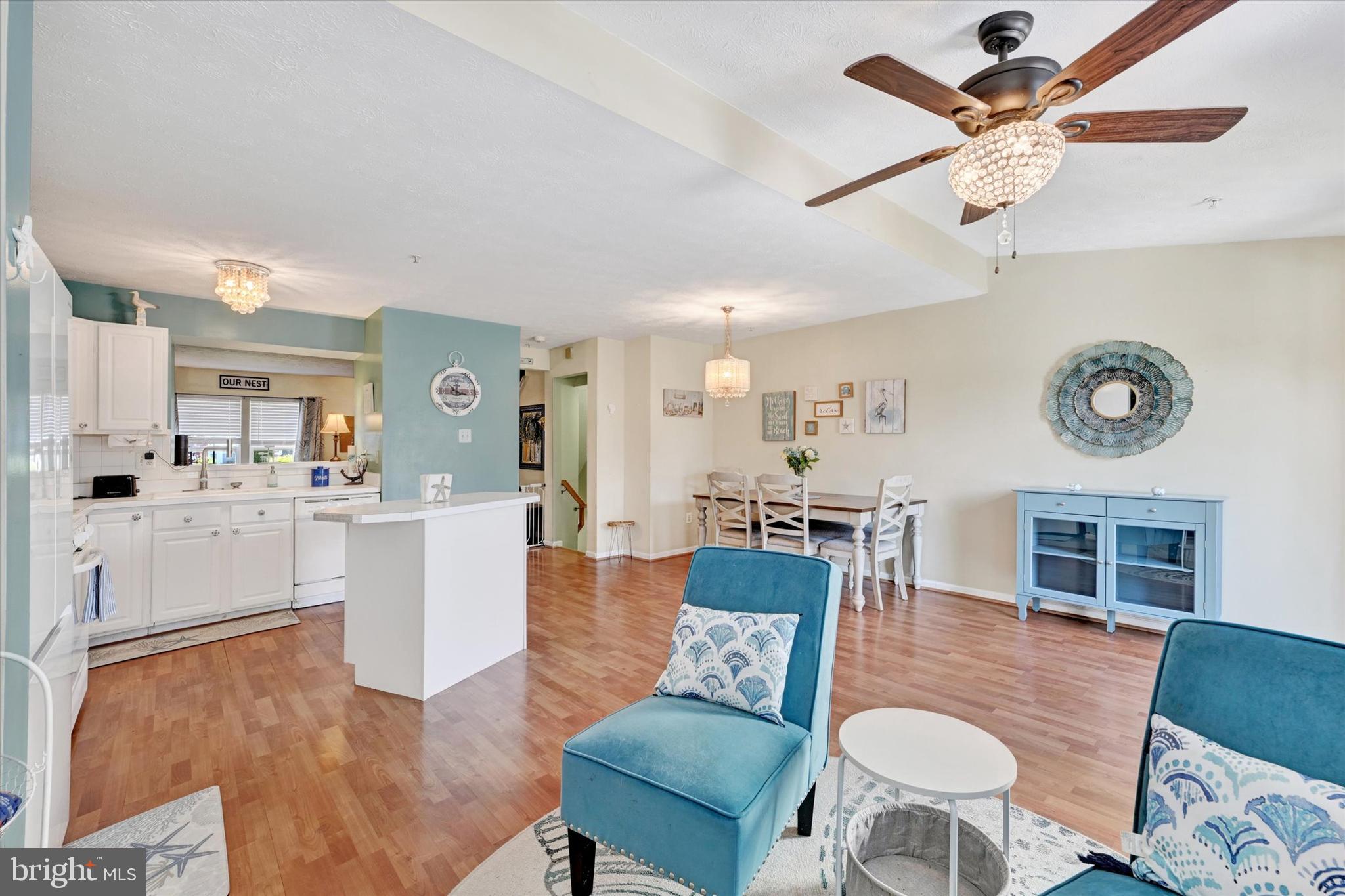 SENECA POINTE - Residential