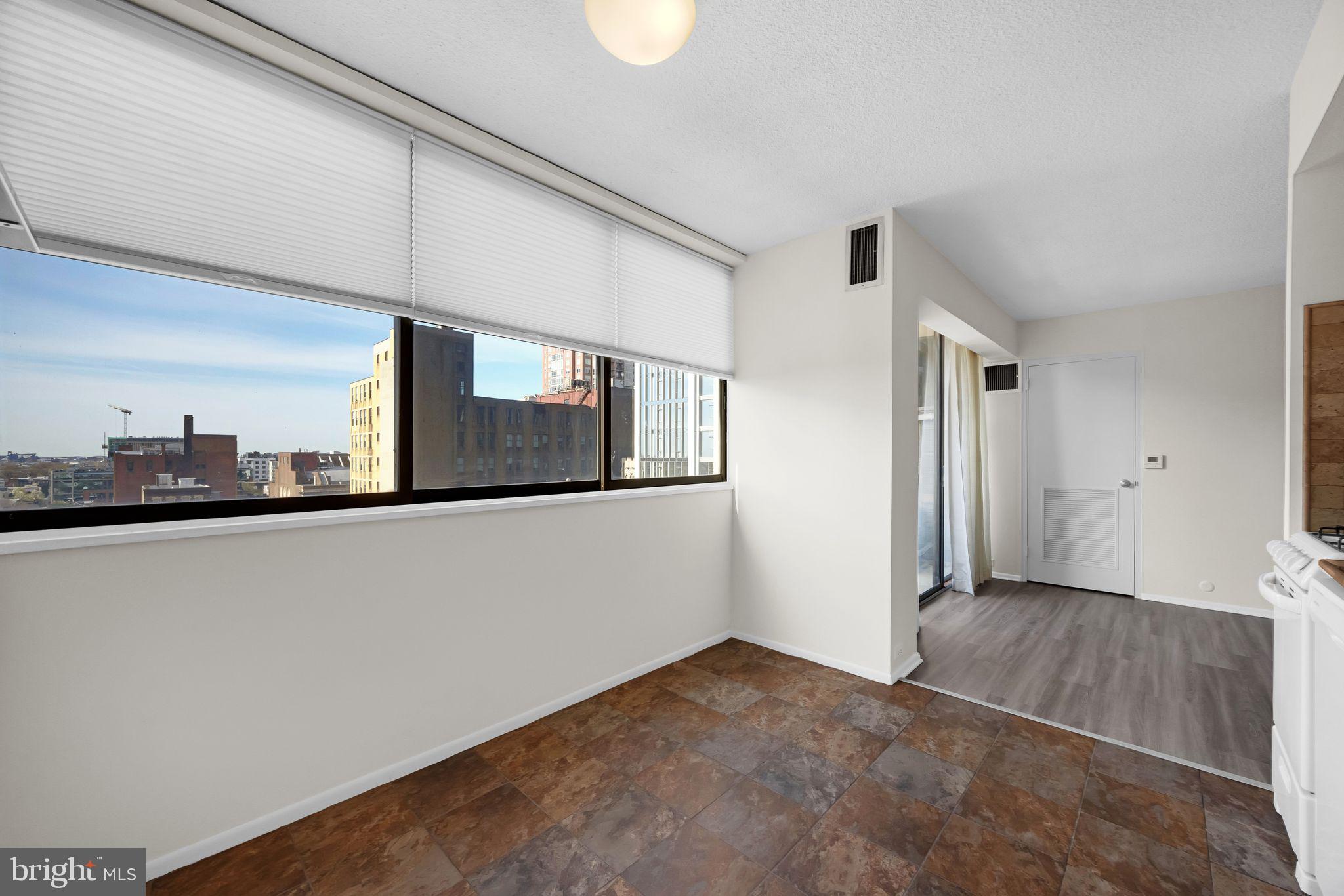 WASHINGTON SQ WEST - Residential