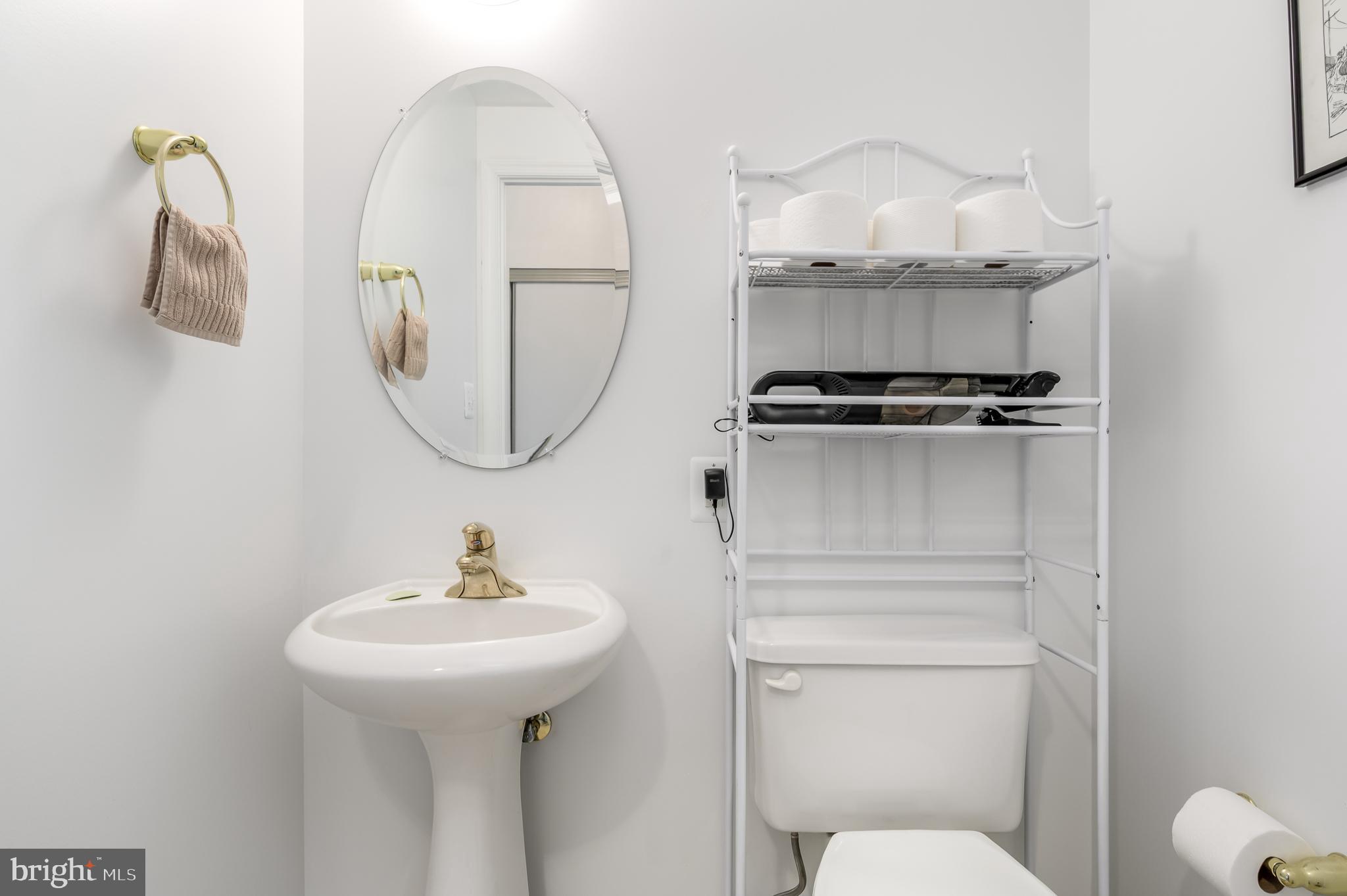 LANSDOWNE WOODS - Residential