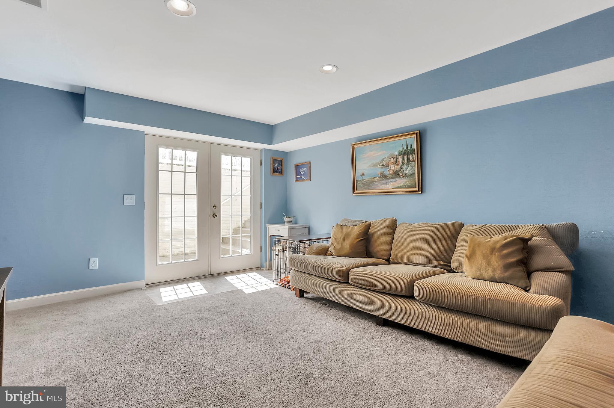 WILLOW BROOK - Residential