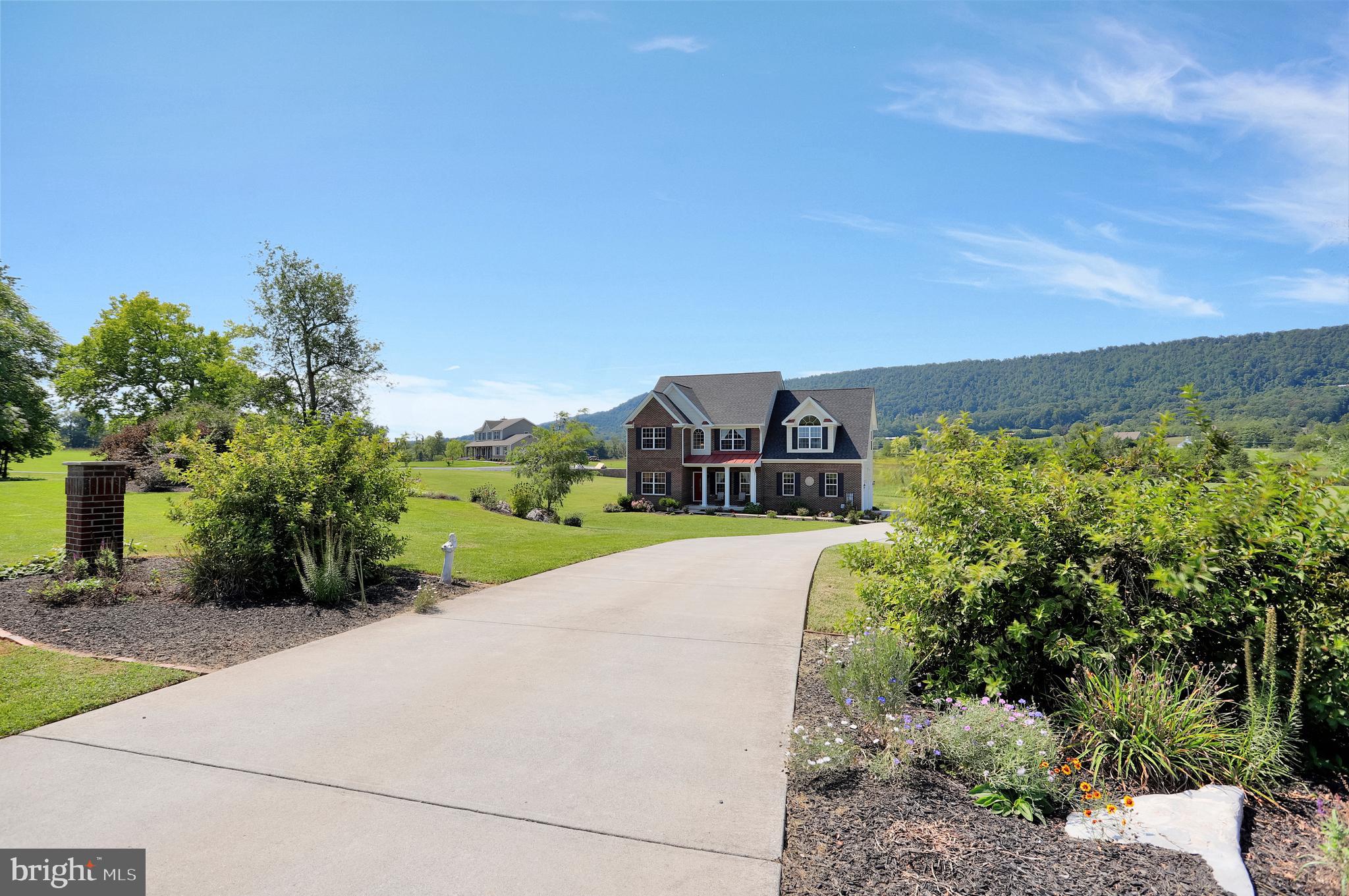 WILLOW BROOK - Residential