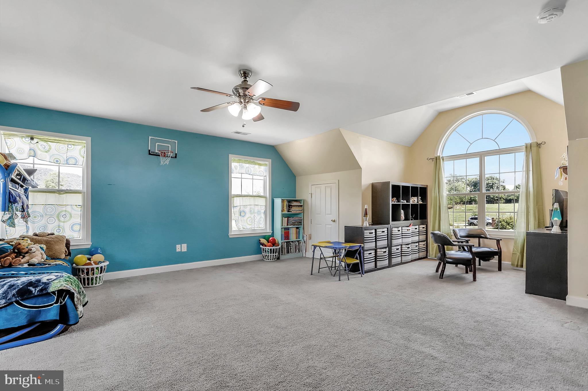 WILLOW BROOK - Residential