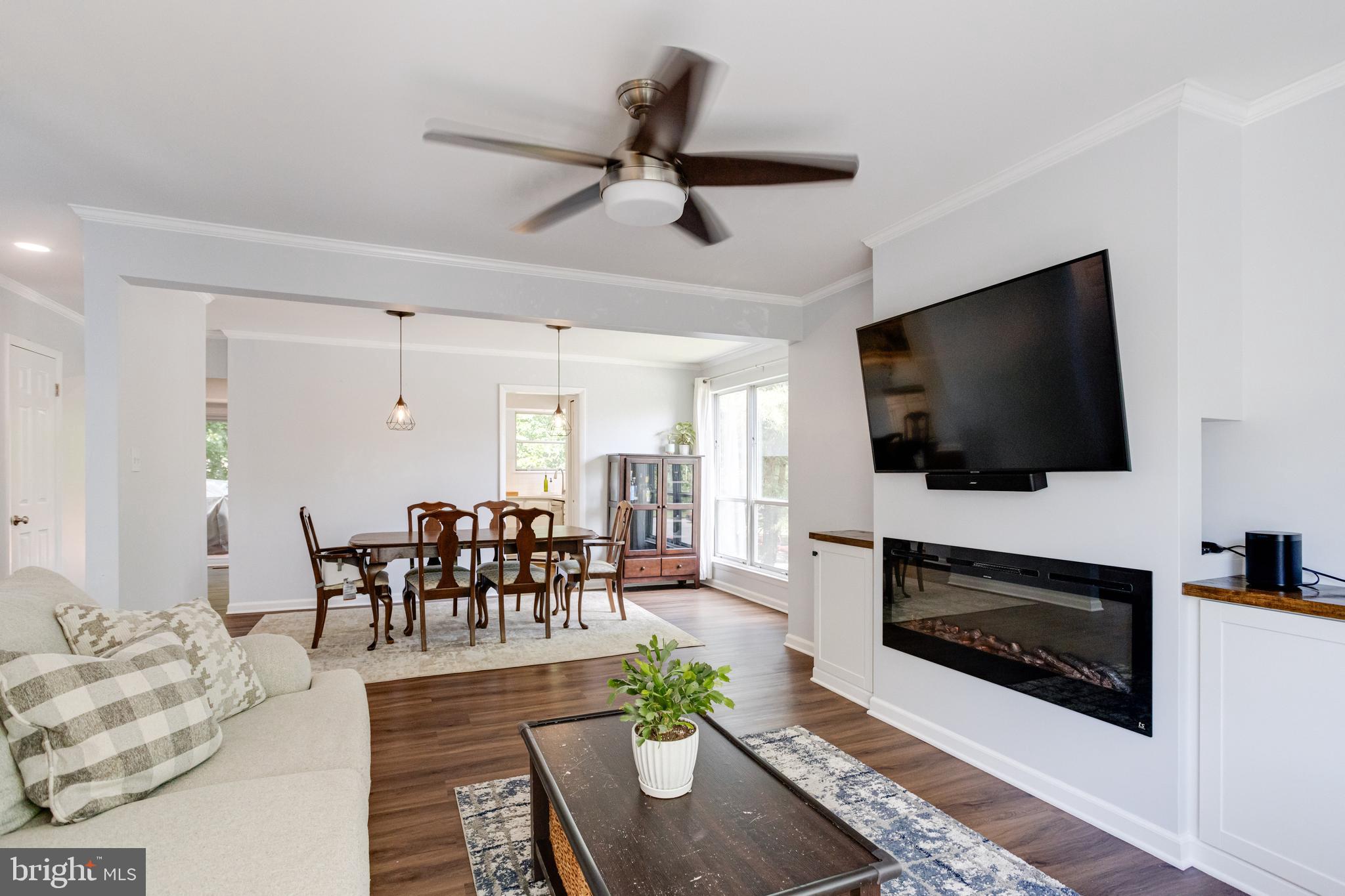 WOODLAND PARK - Residential