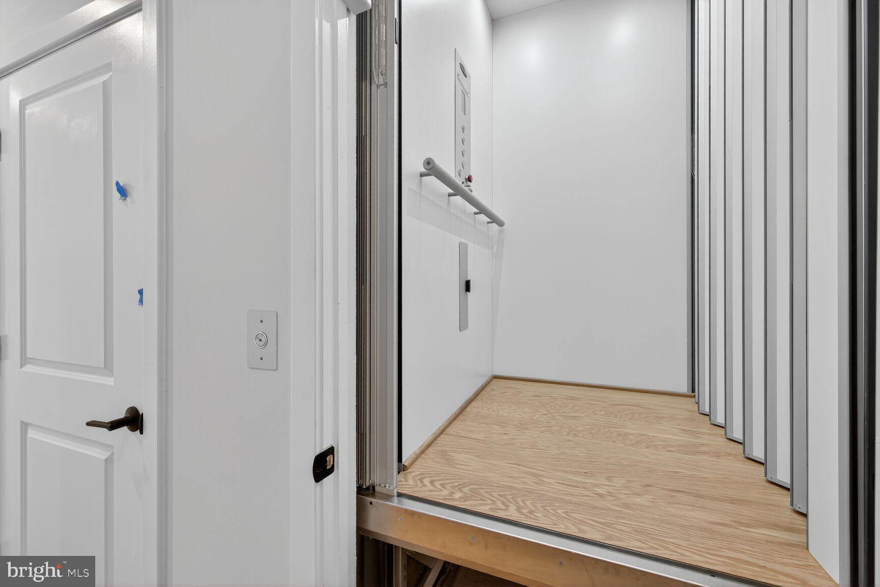 AMALYN - Residential Lease