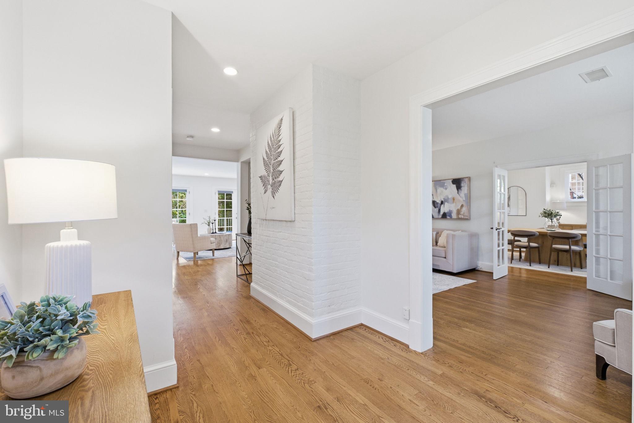 4414 LOWELL STREET NW