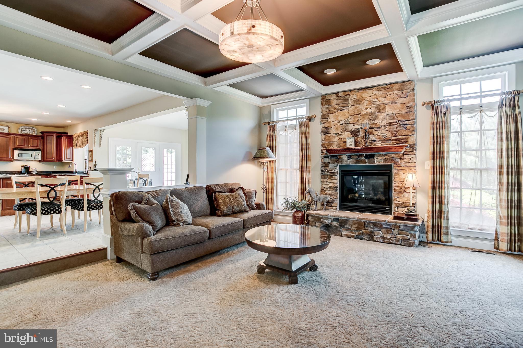 LONG FARM - Residential