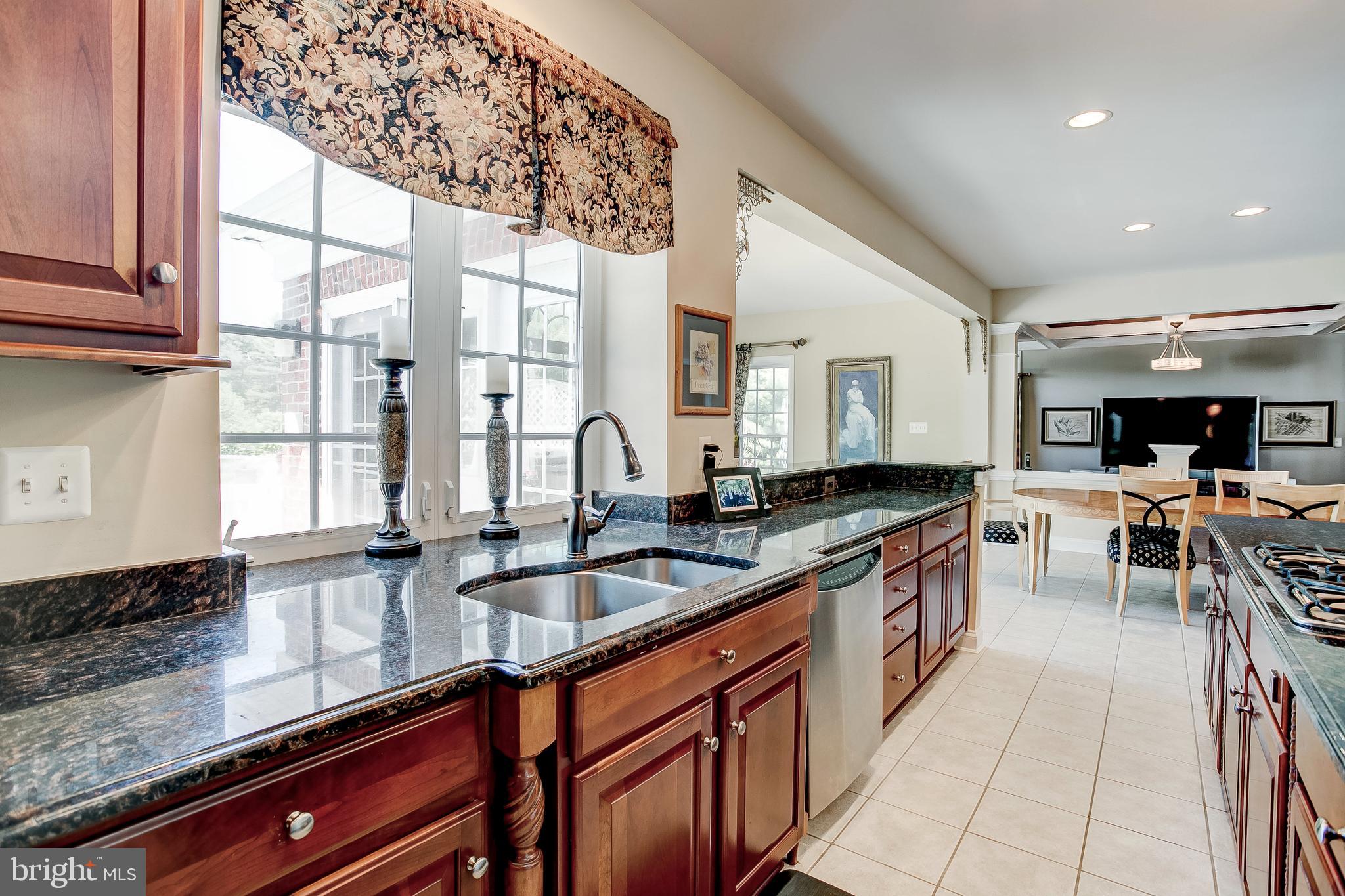 LONG FARM - Residential