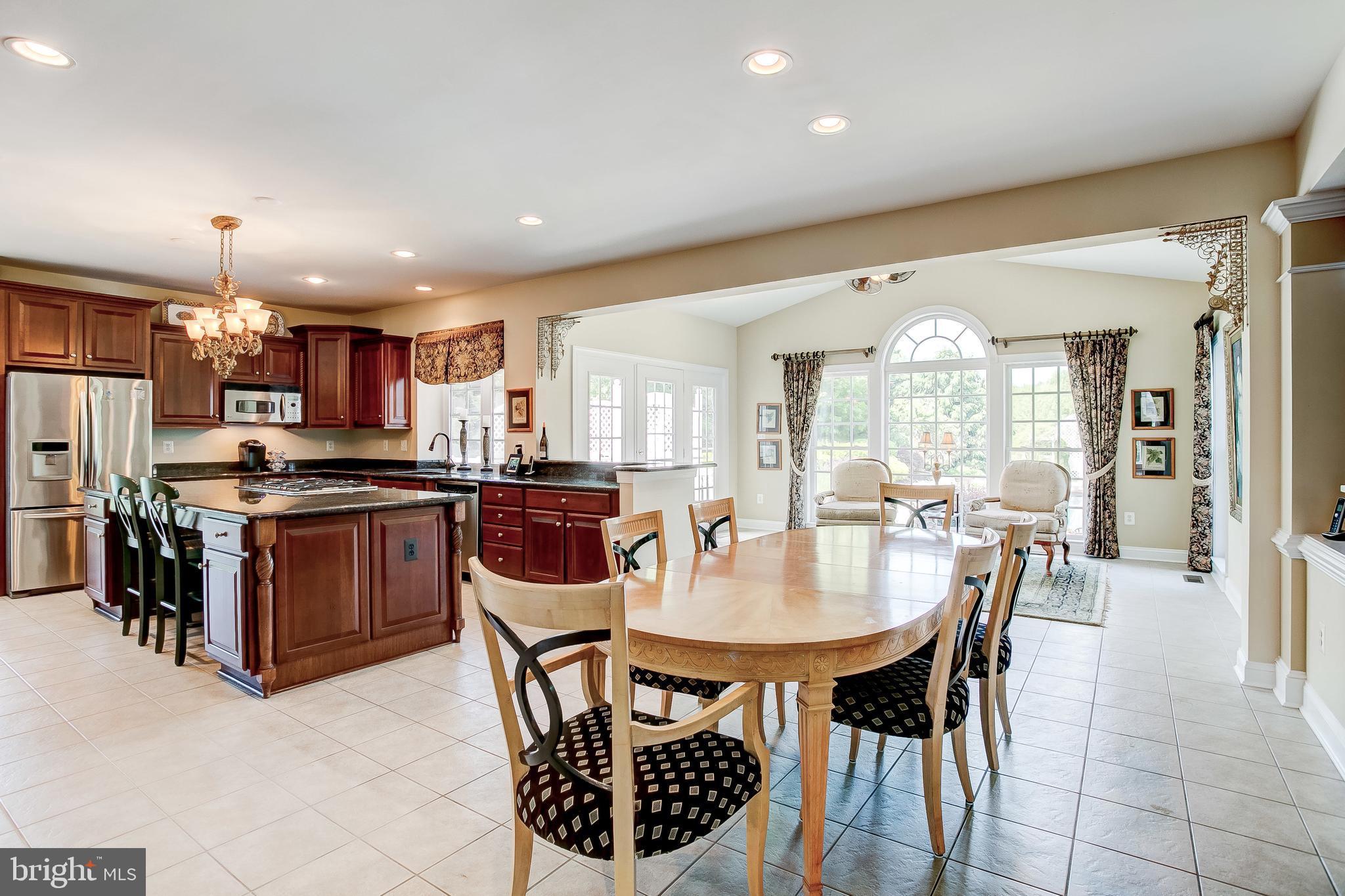 LONG FARM - Residential