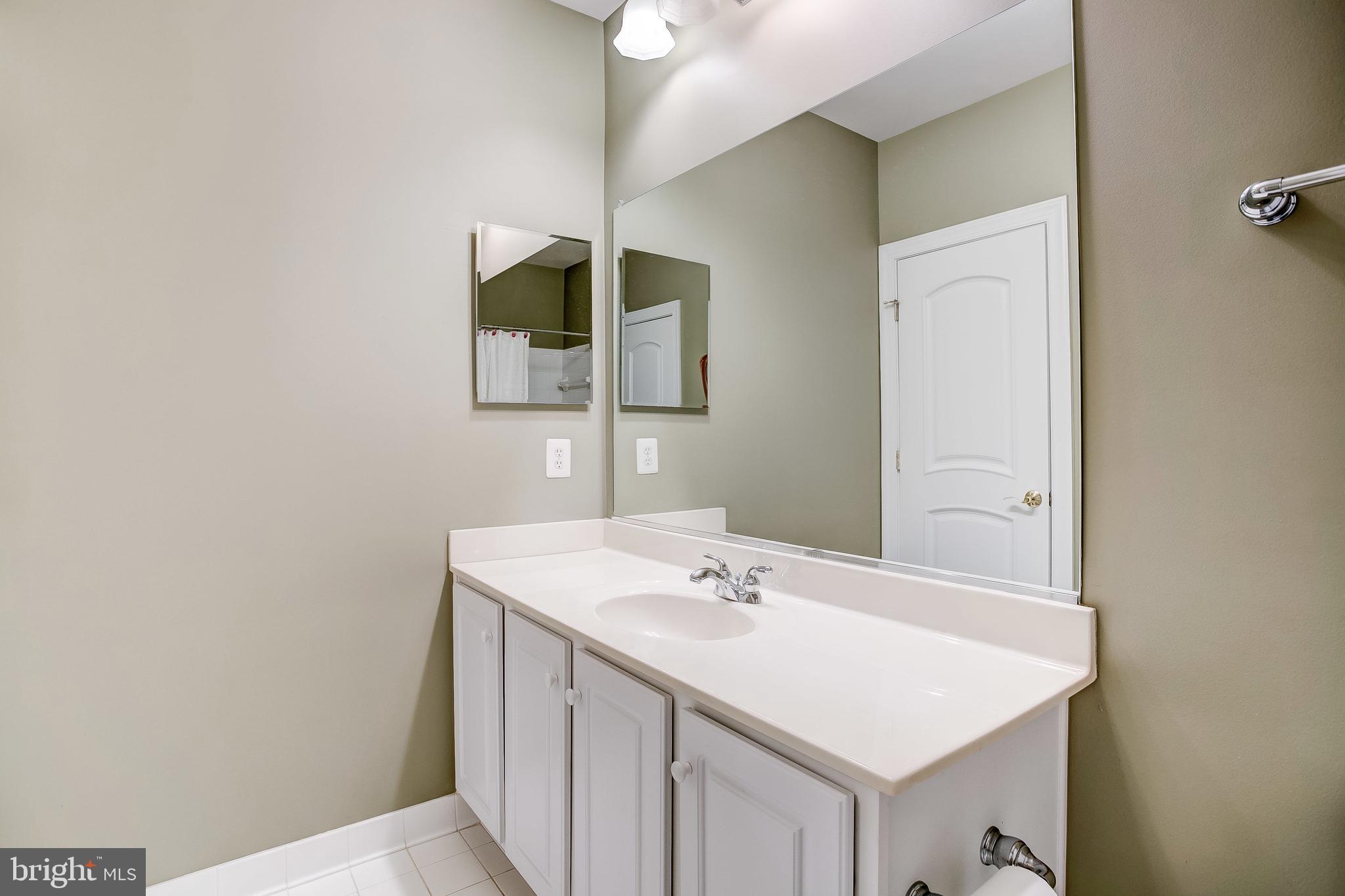 LONG FARM - Residential