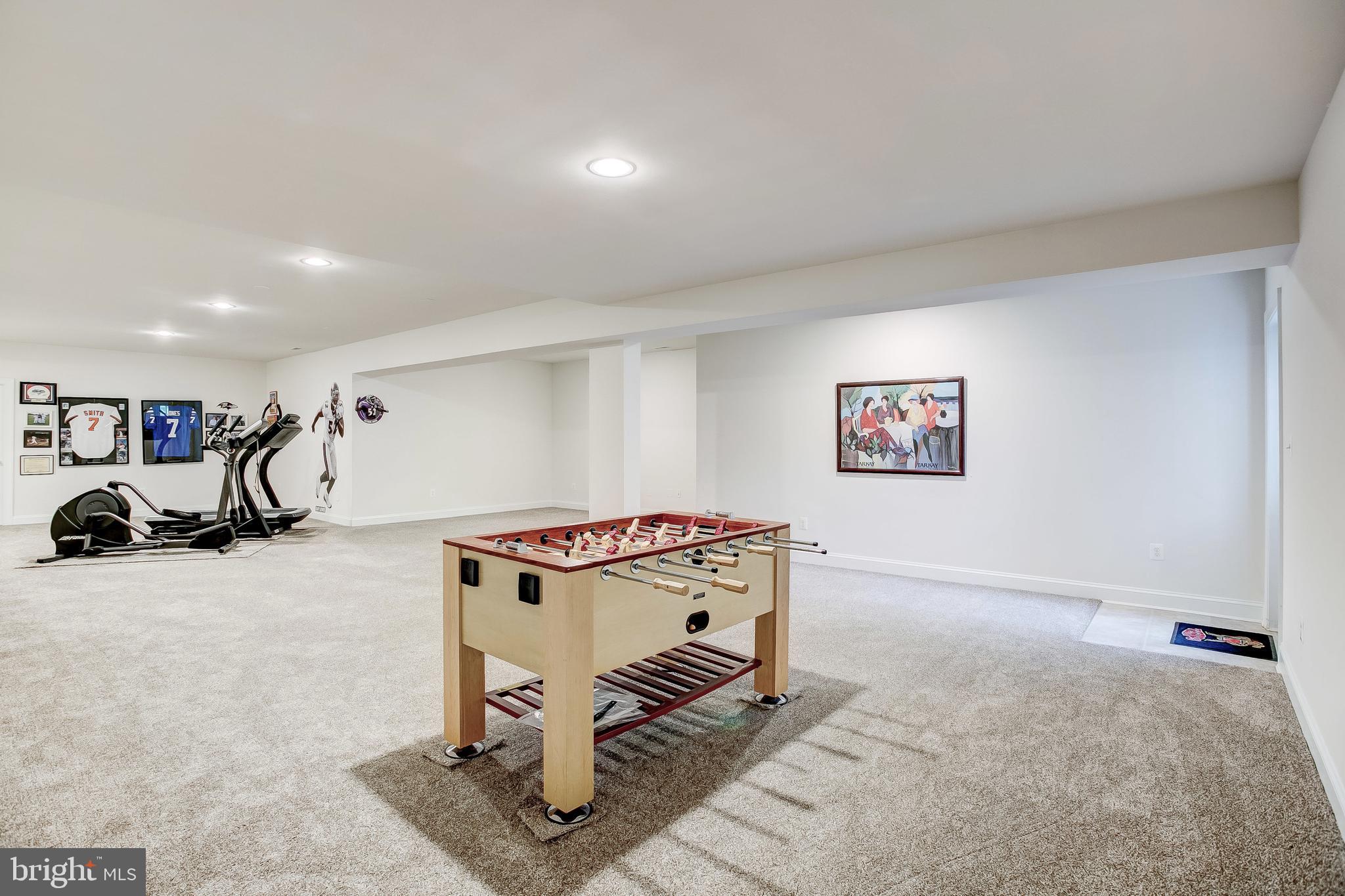 LONG FARM - Residential