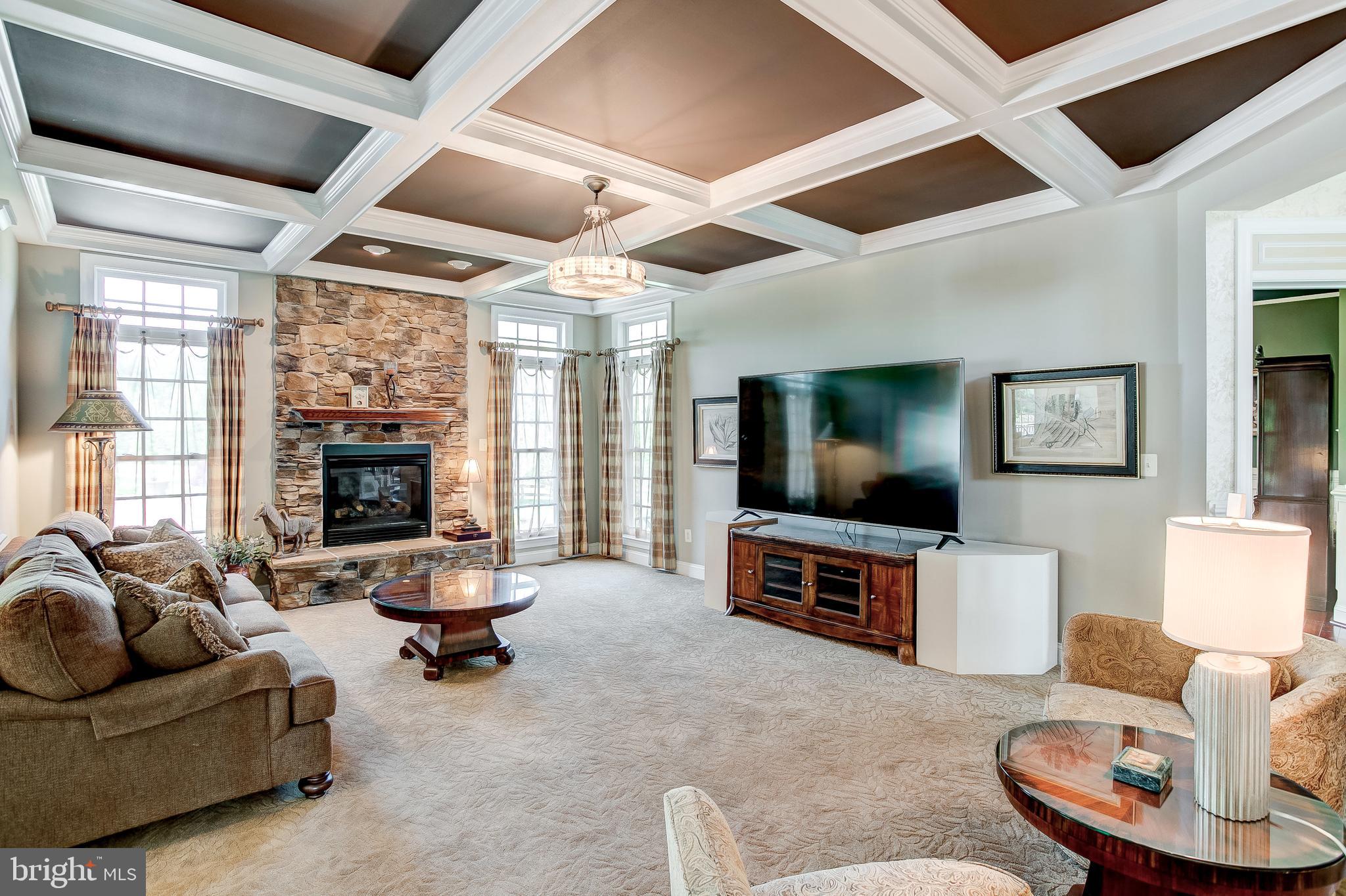 LONG FARM - Residential