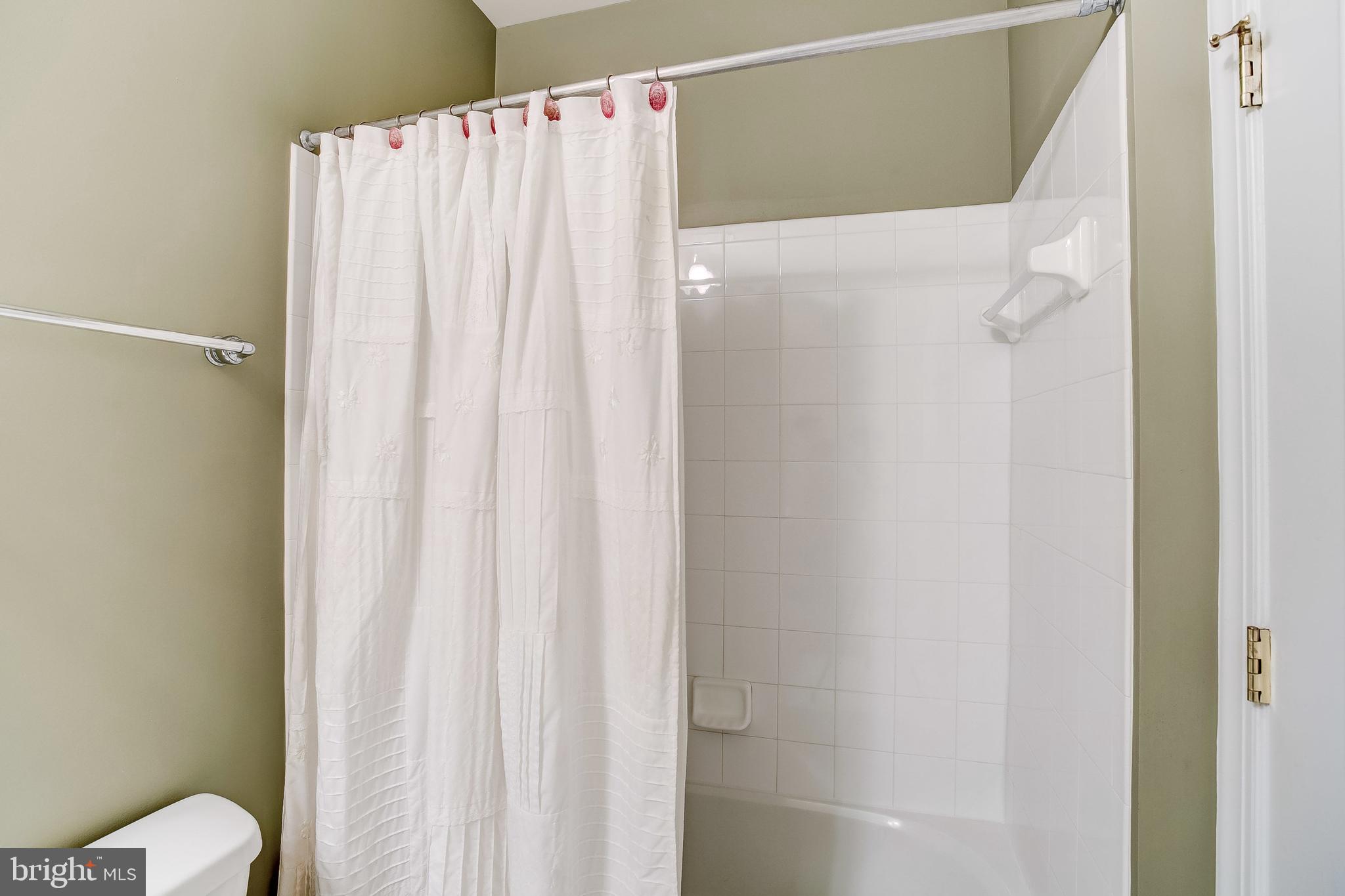 LONG FARM - Residential