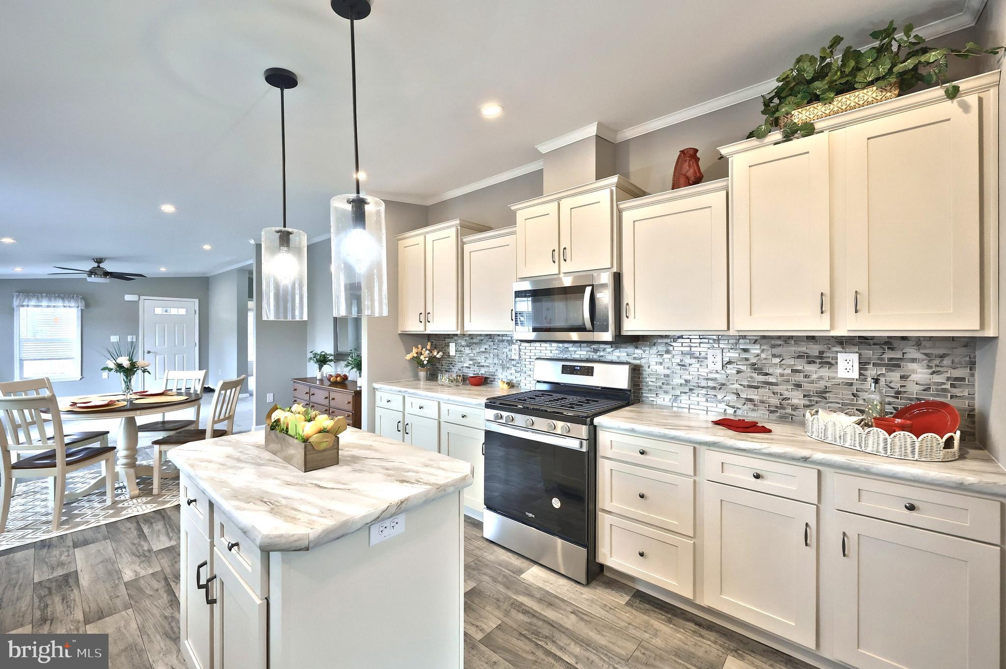 STARVIEW COUNTRYSIDE - Residential