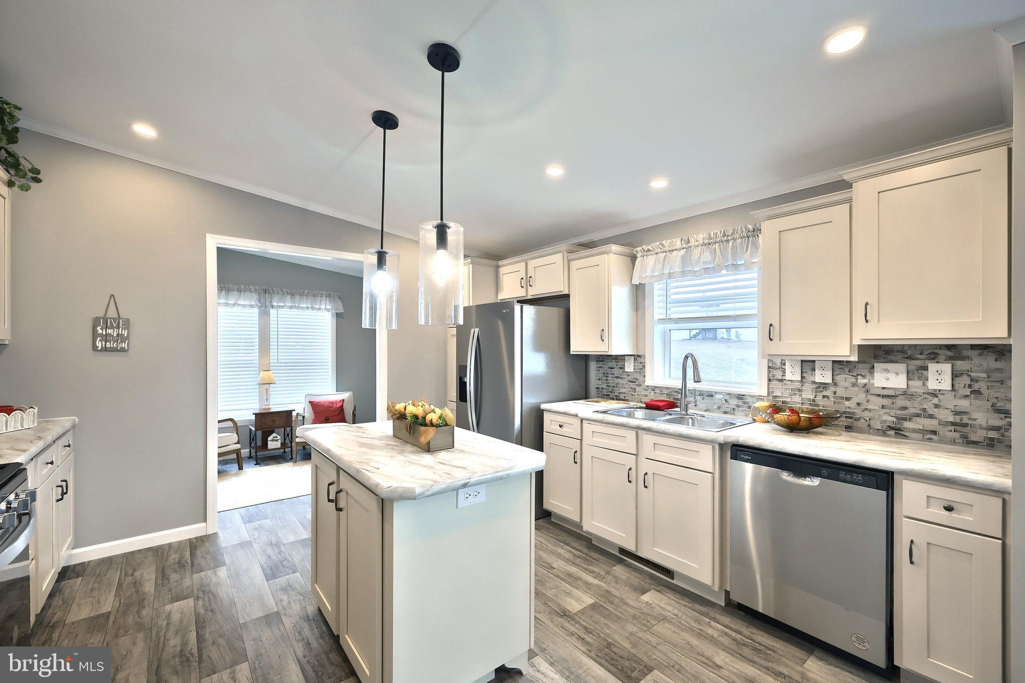 STARVIEW COUNTRYSIDE - Residential