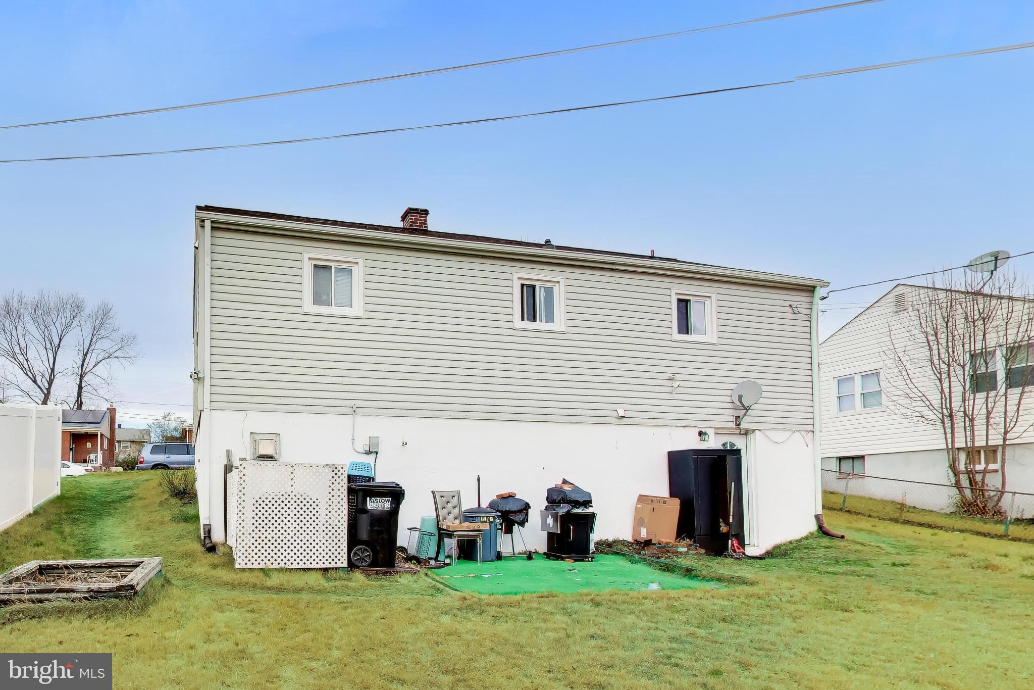 FAIRLAWN-LAUREL - Residential