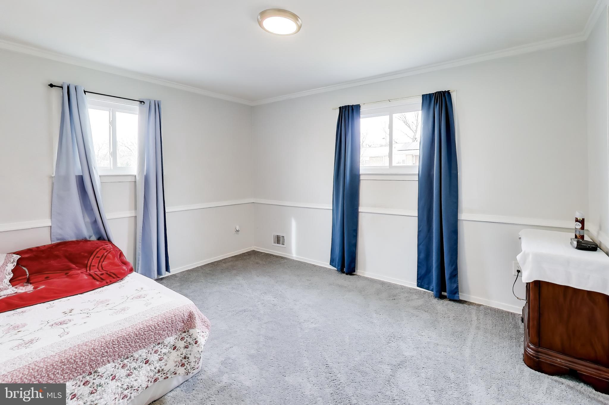 FAIRLAWN-LAUREL - Residential