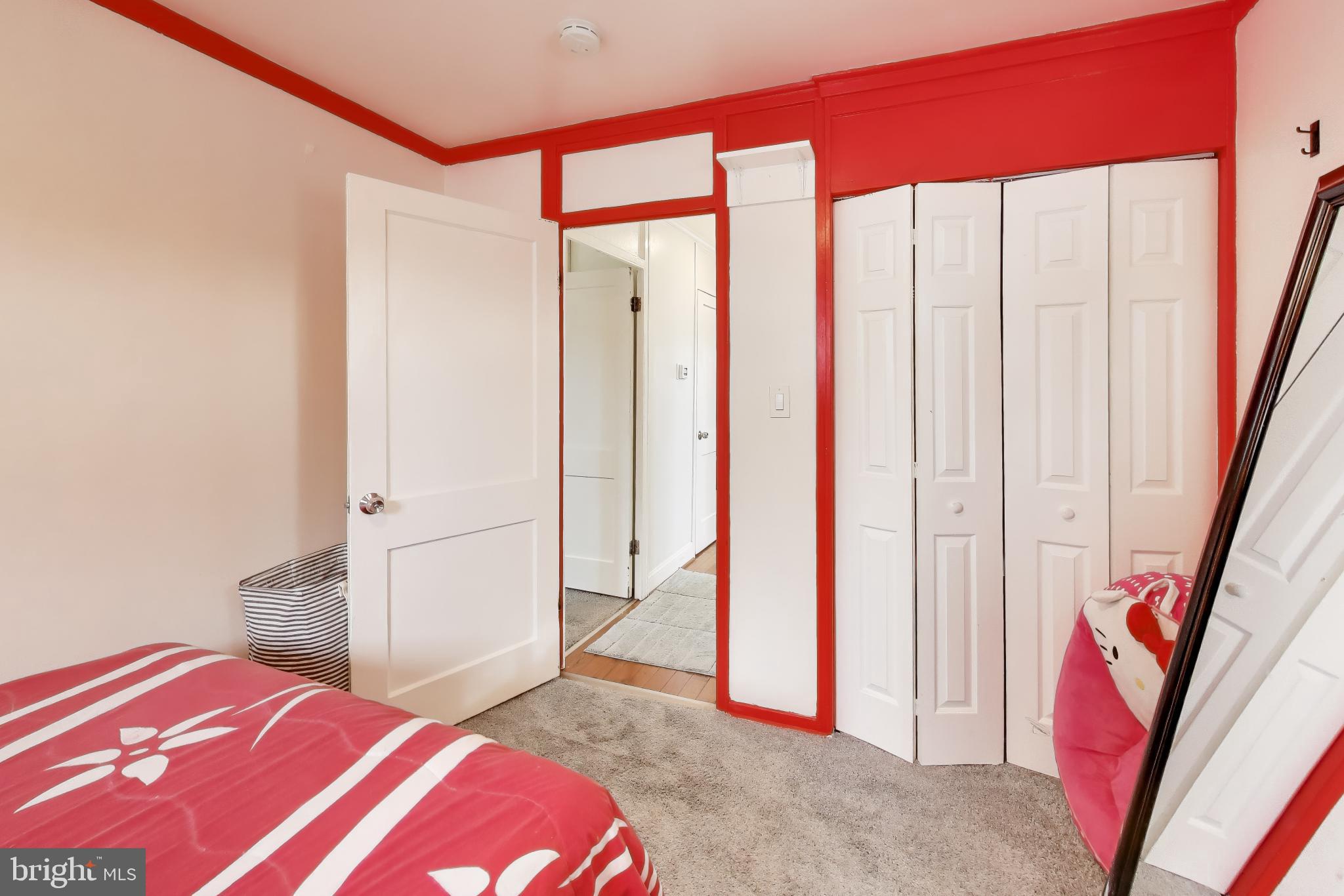 FAIRLAWN-LAUREL - Residential