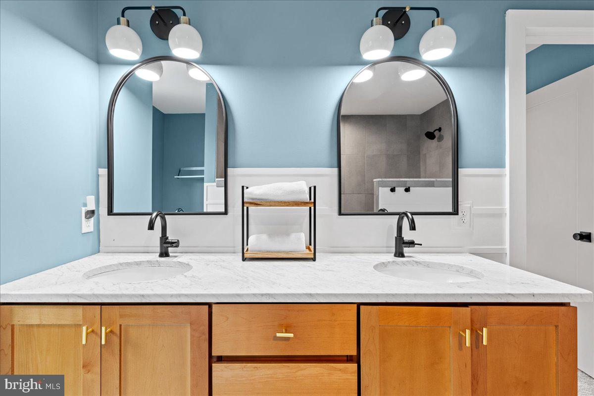 TARRINGTON WOODS - Residential