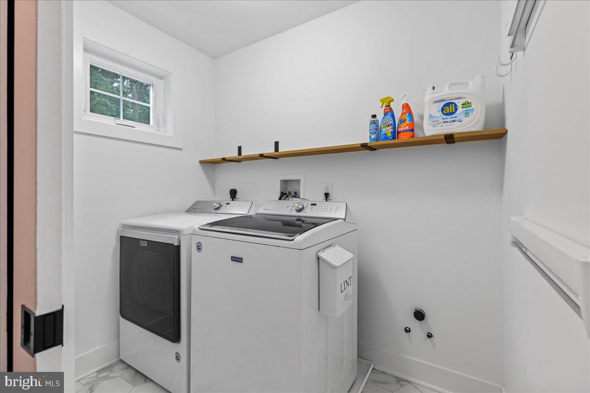 TARRINGTON WOODS - Residential