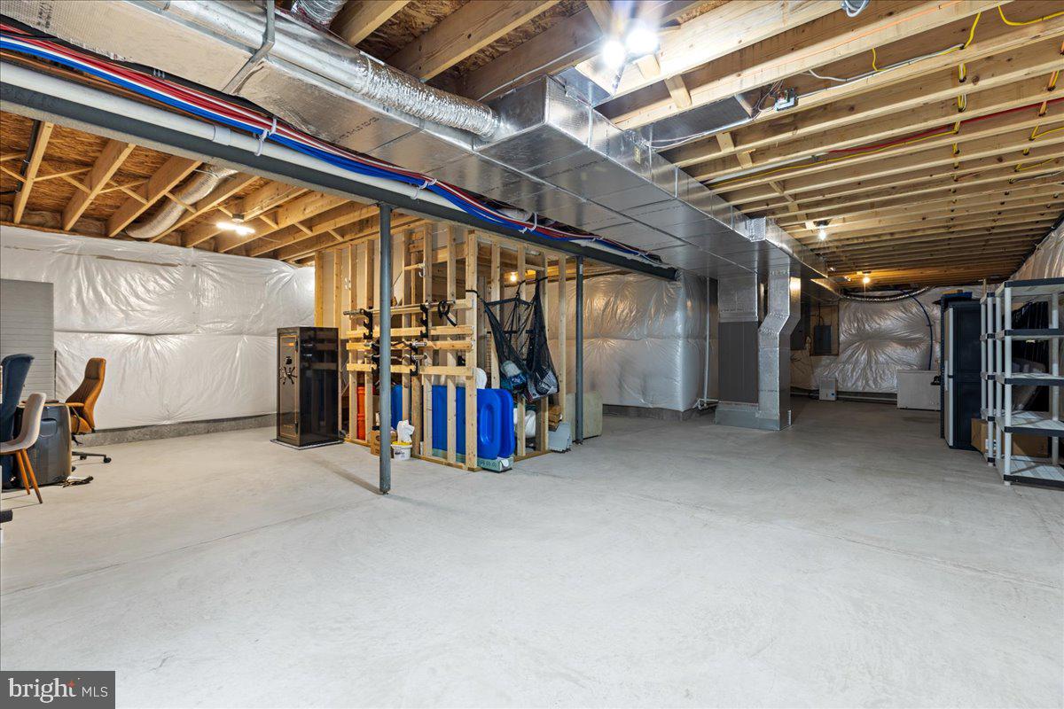 TARRINGTON WOODS - Residential