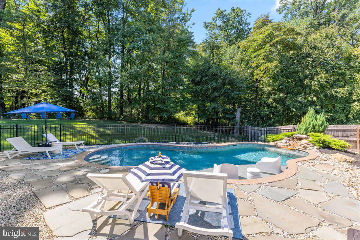 TARRINGTON WOODS - Residential