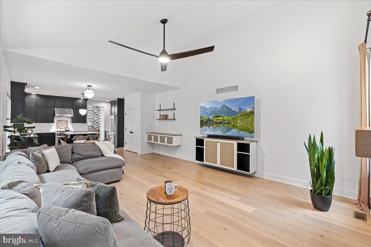 TARRINGTON WOODS - Residential