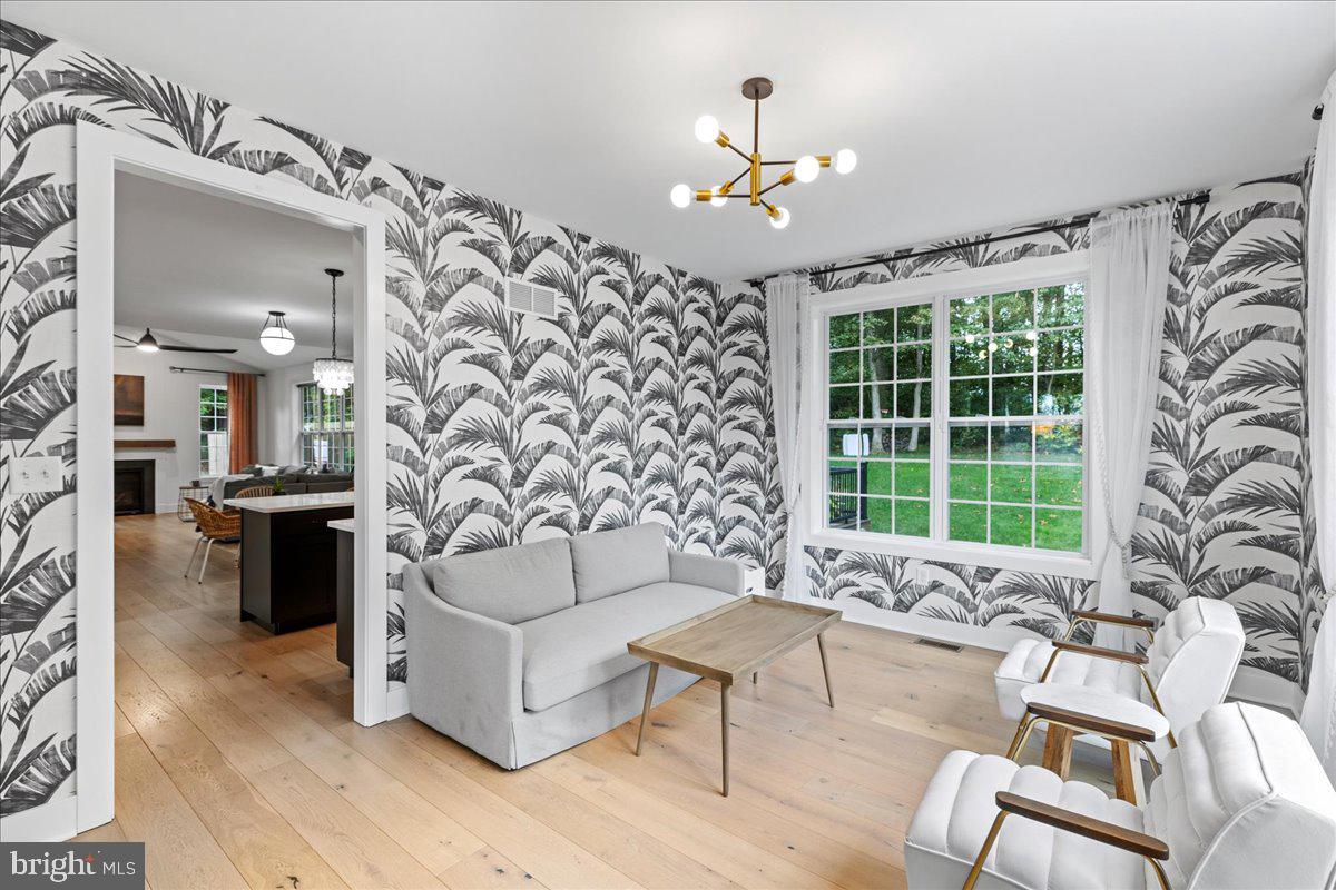 TARRINGTON WOODS - Residential